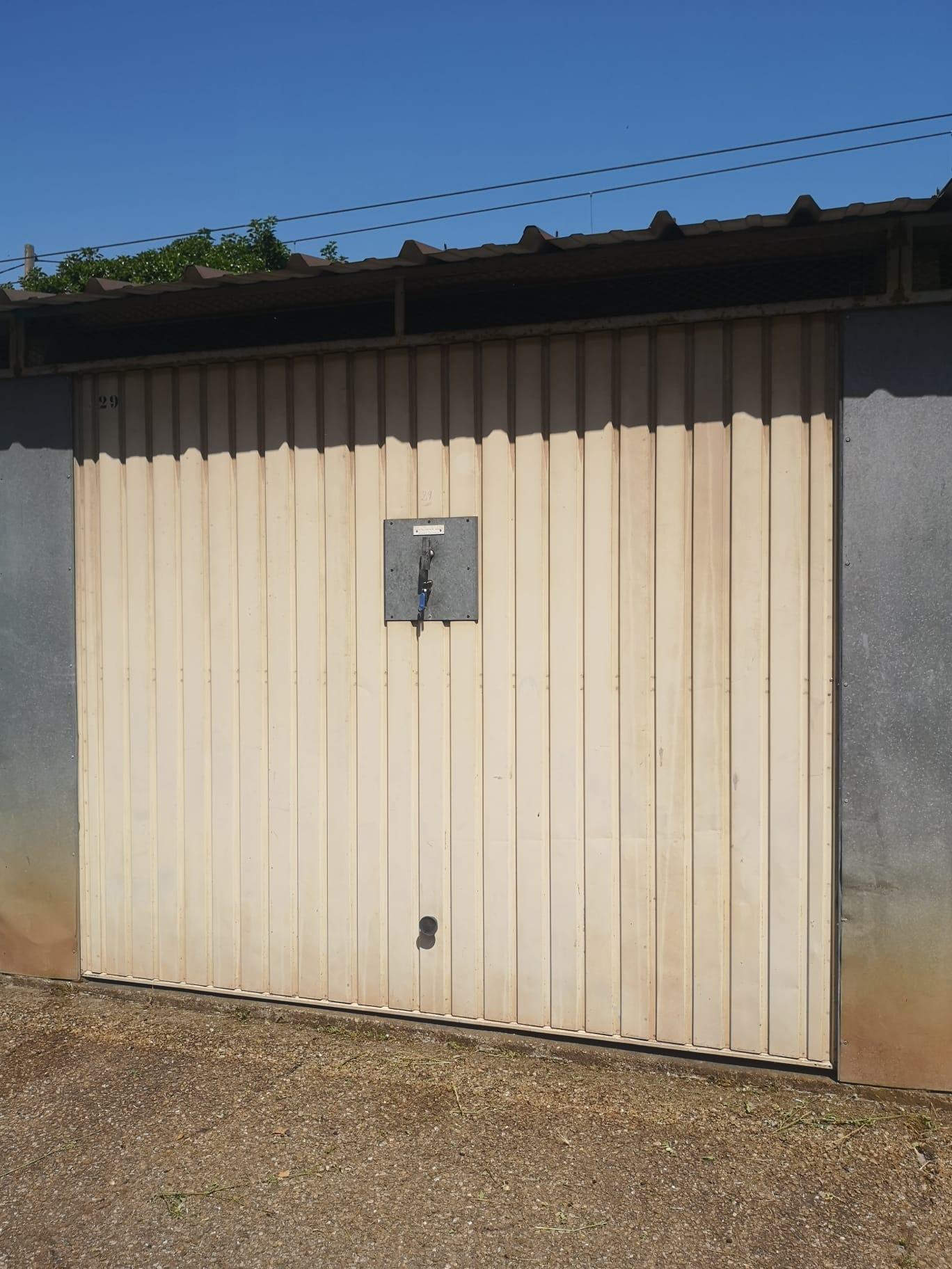 Garage/Box - 13m² à Nîmes