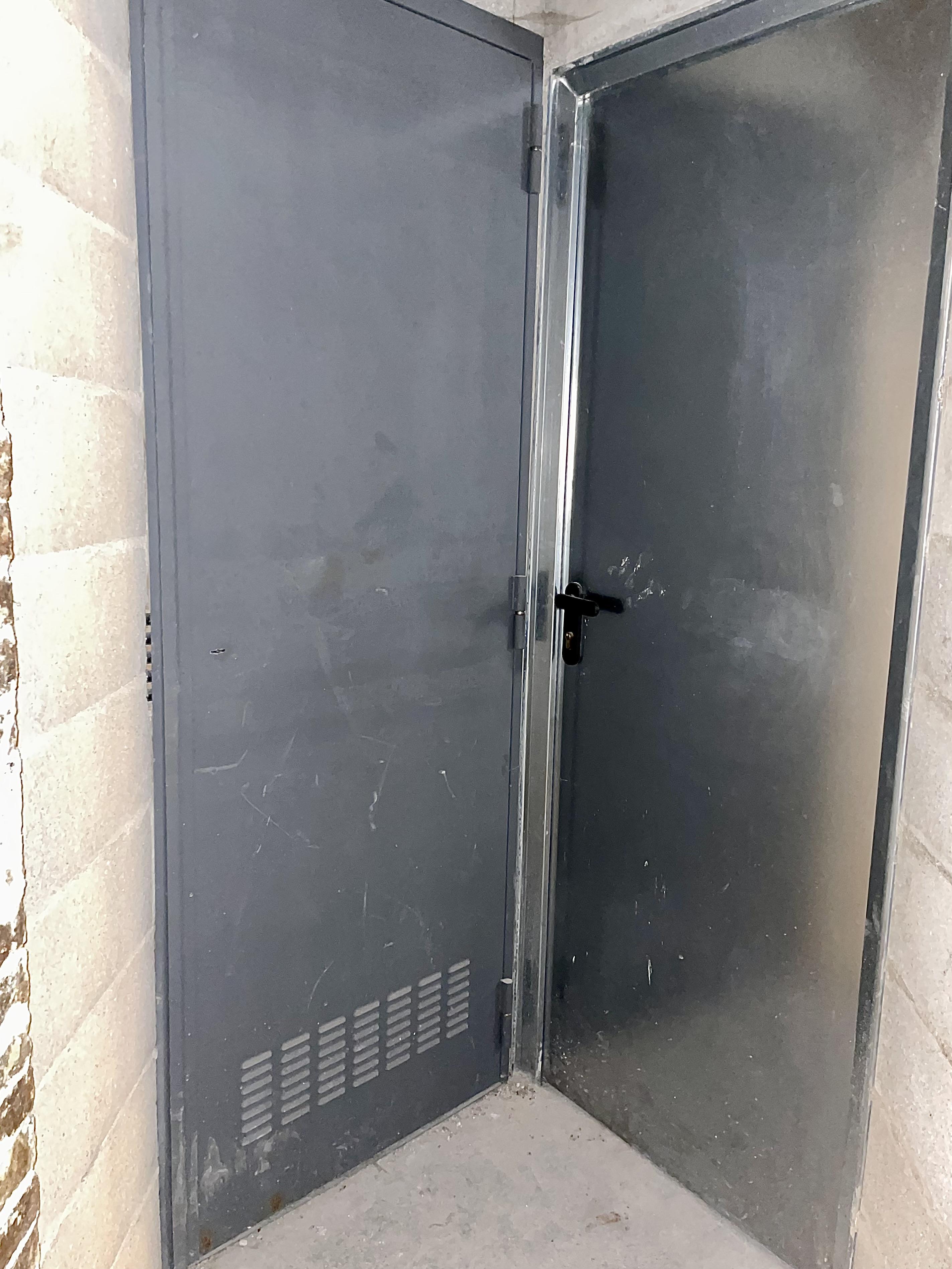 Cave sécurisée 5 m² – Étienne-Marcel – Gardien