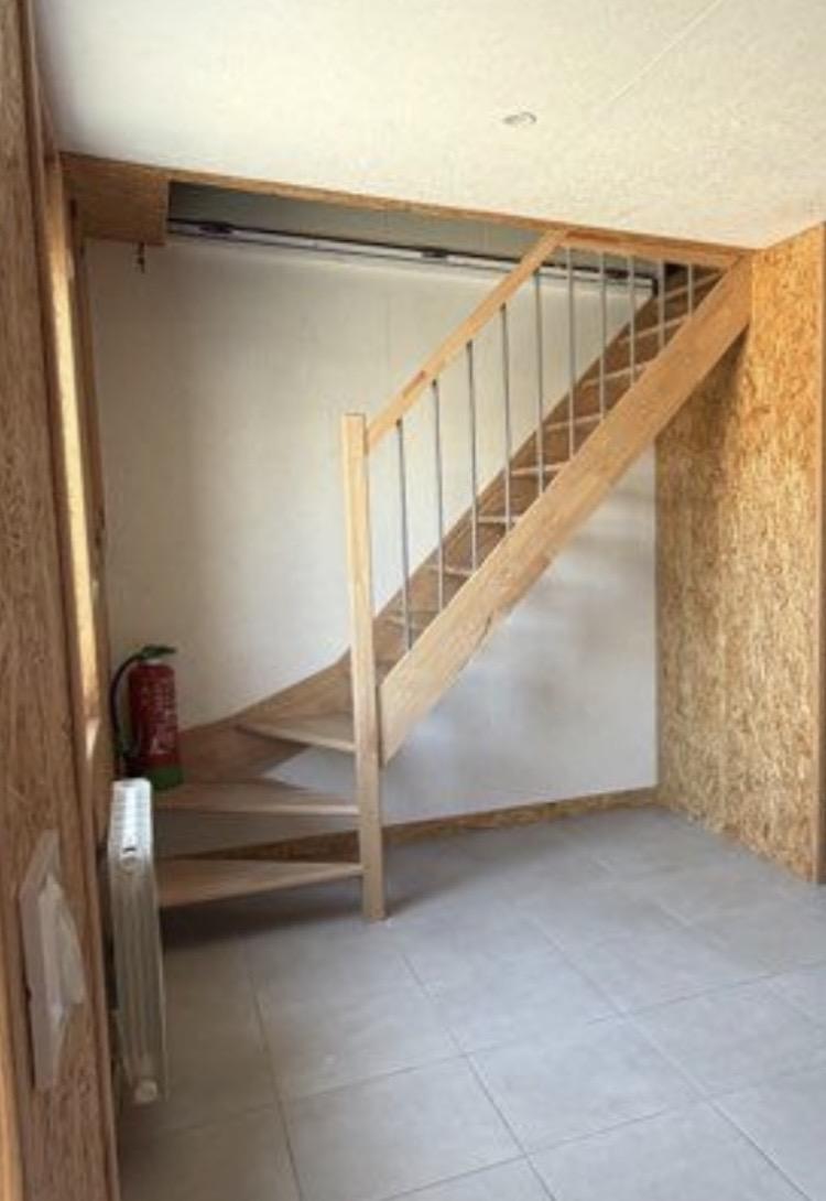 Grenier aménagé 22m² – zone d’activité