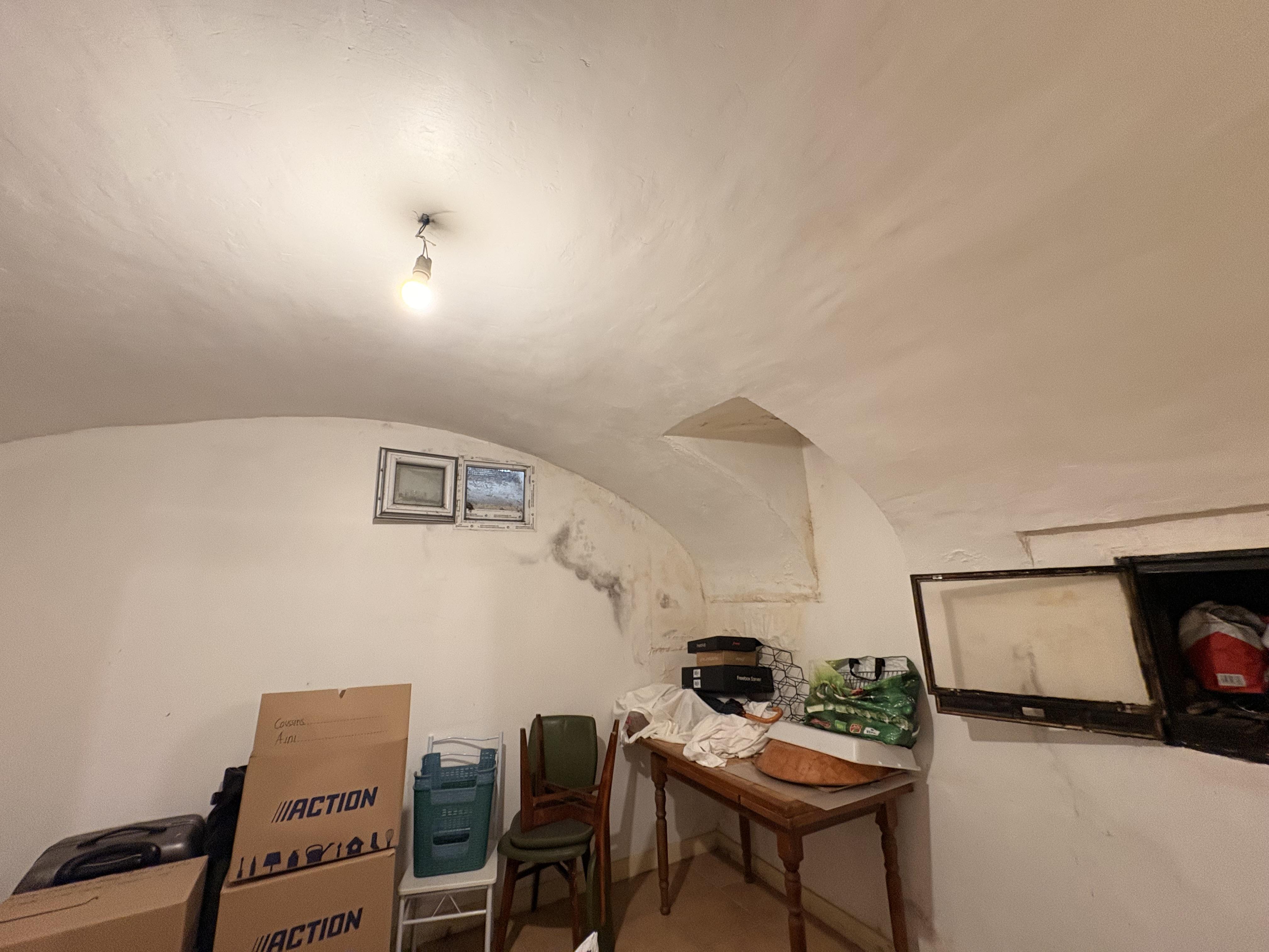 Cave - 12m2