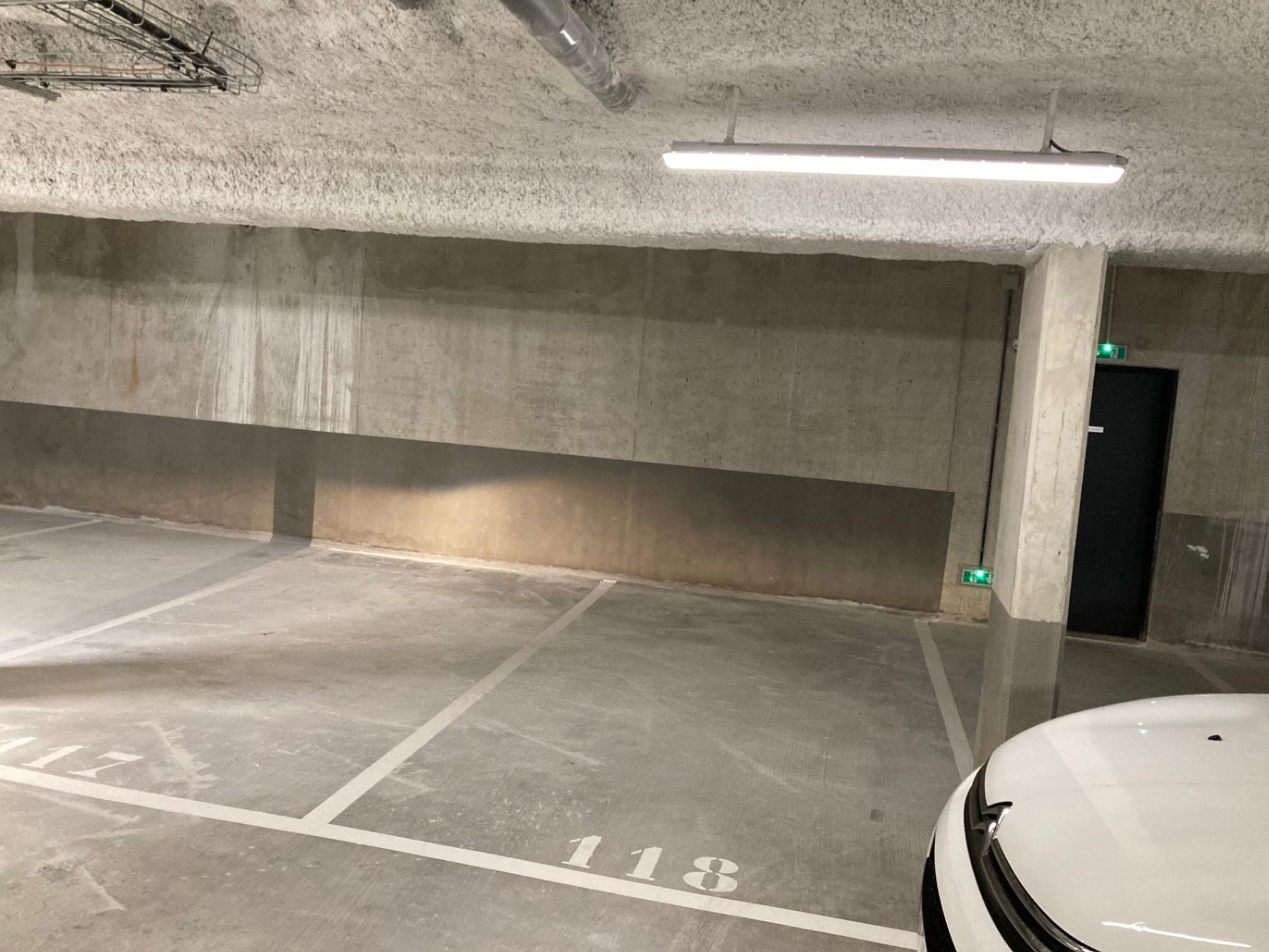 Place de Parking 1er sous-sol immeuble neuf Centre-bourg