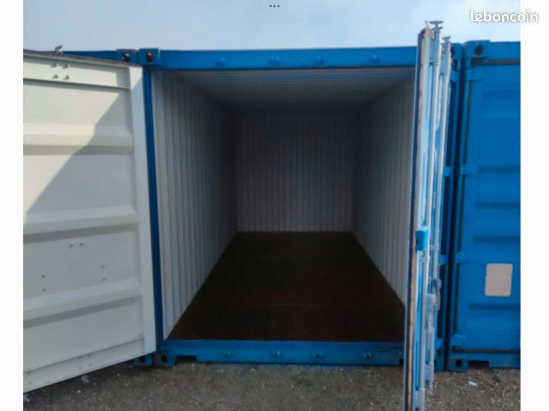 Location d’un box de 14m2 Stockage Garde meuble