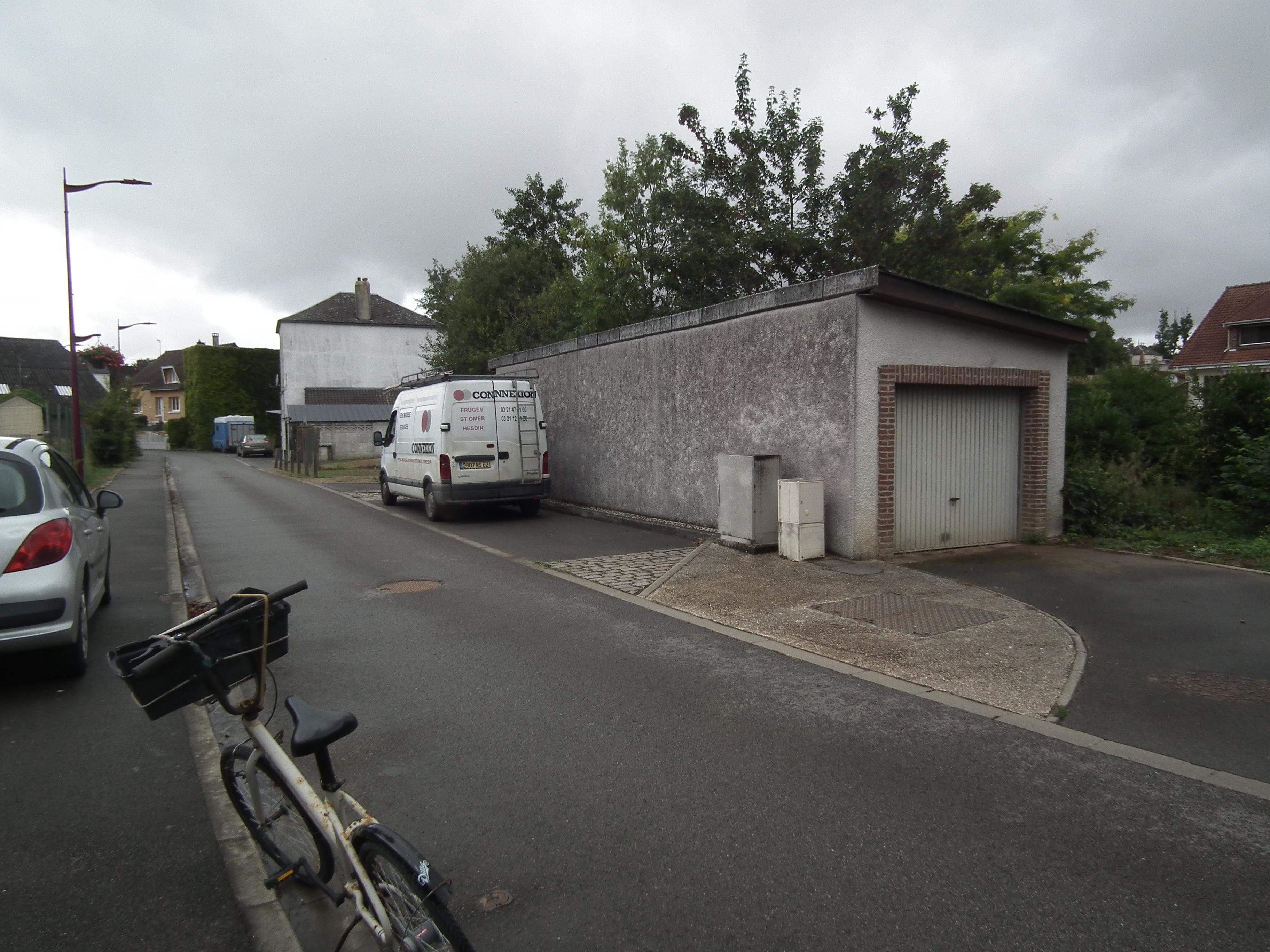 garage de stockage ou voiture