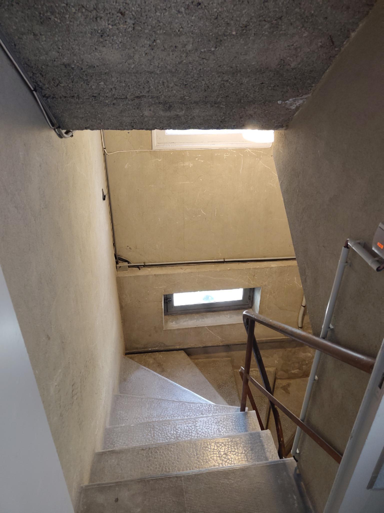 Cave sécurisée à ventilation naturelle - 6,25 m²