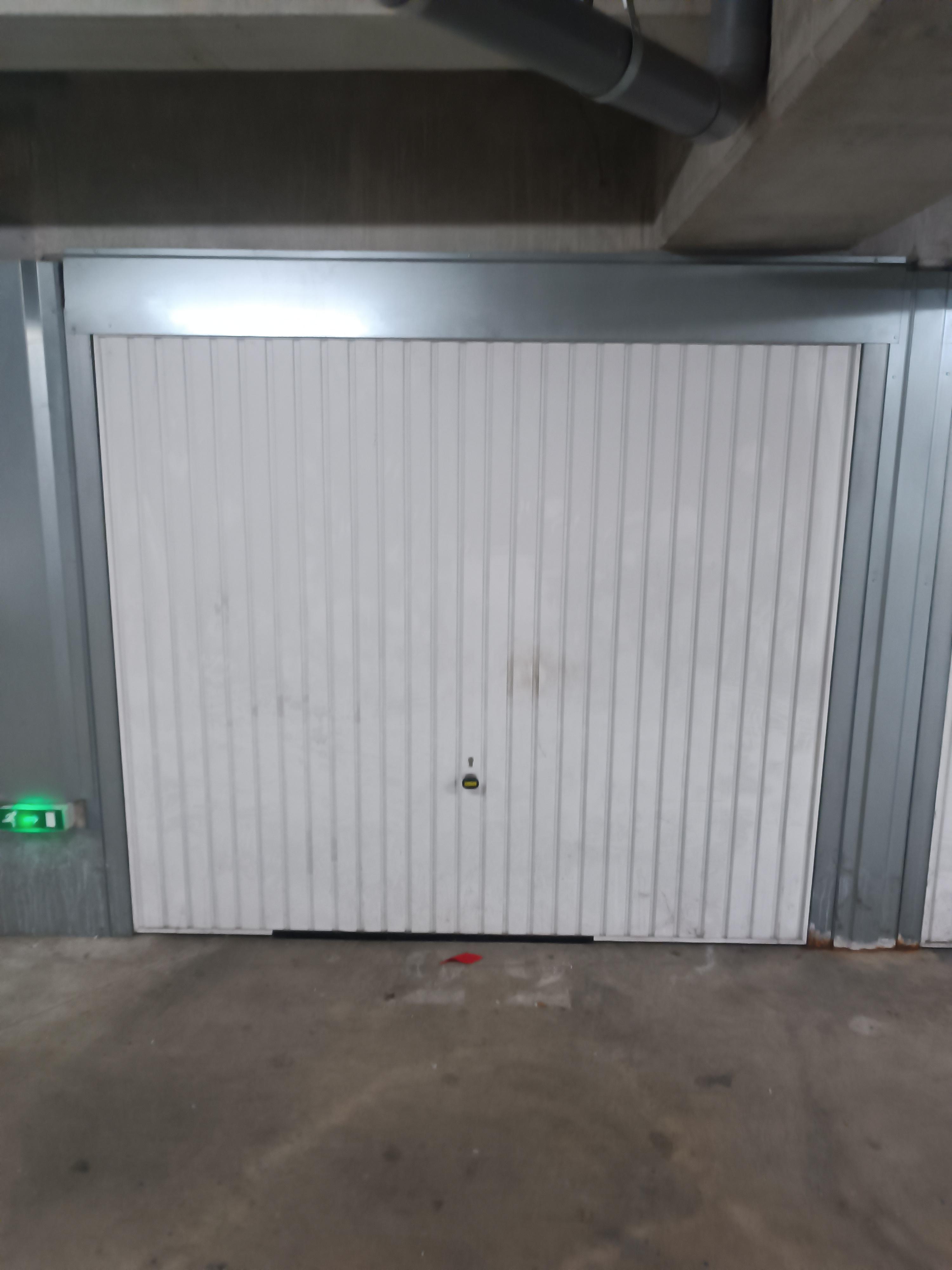 Garage fermé 15m² à Toulouse