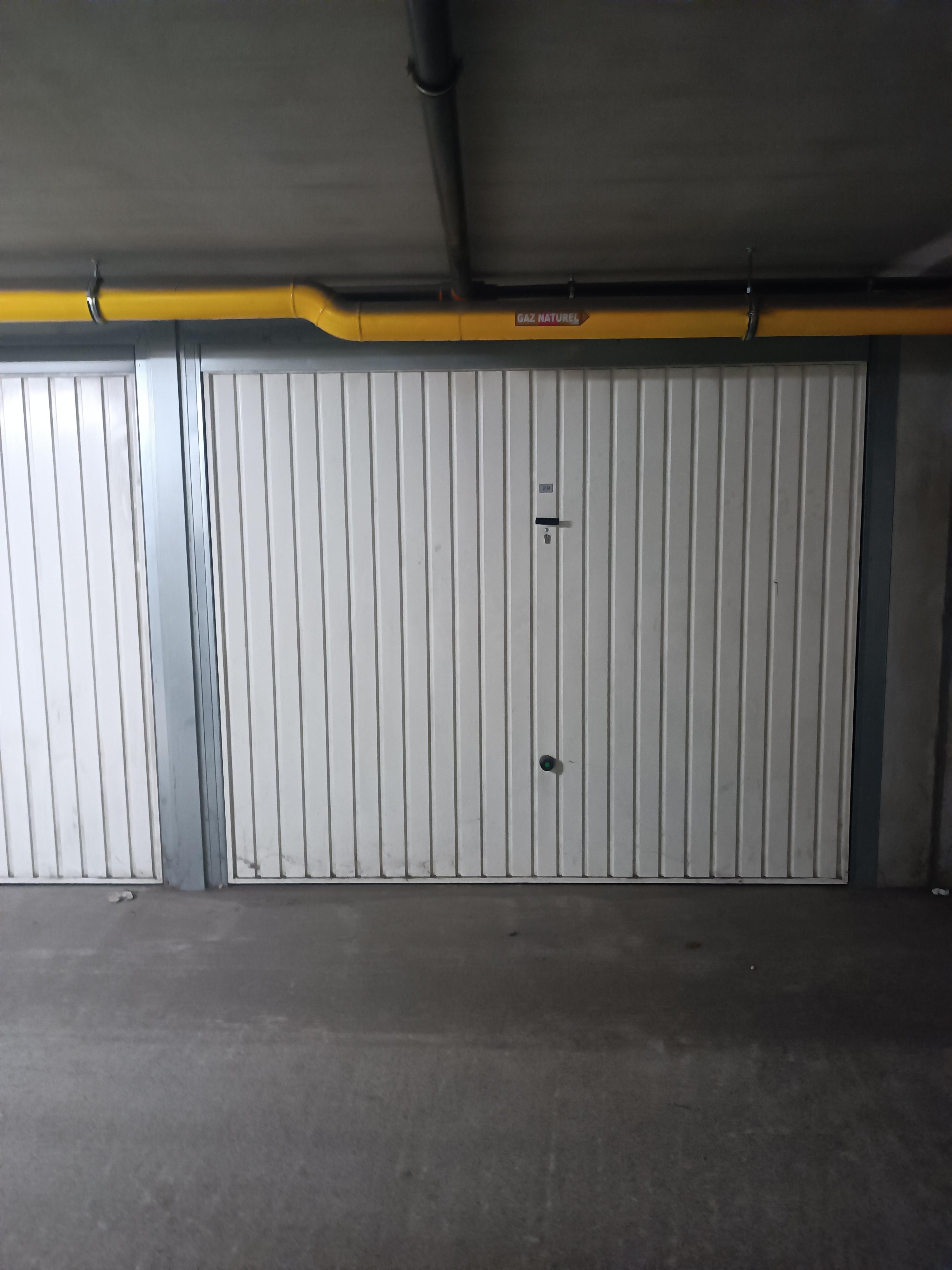Garage 13m² à Gratentour