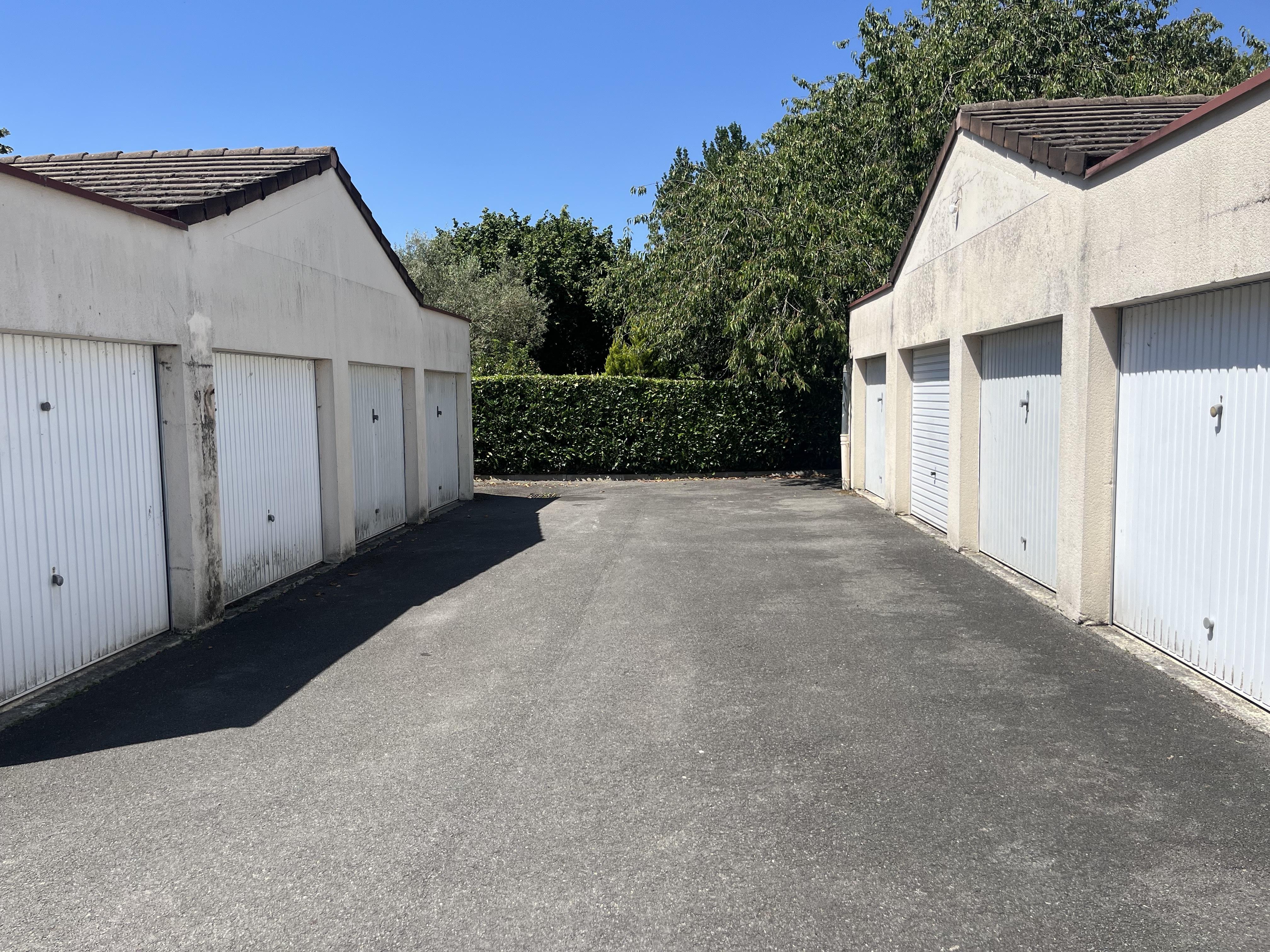 Garage/Box - 15m² à Bourges