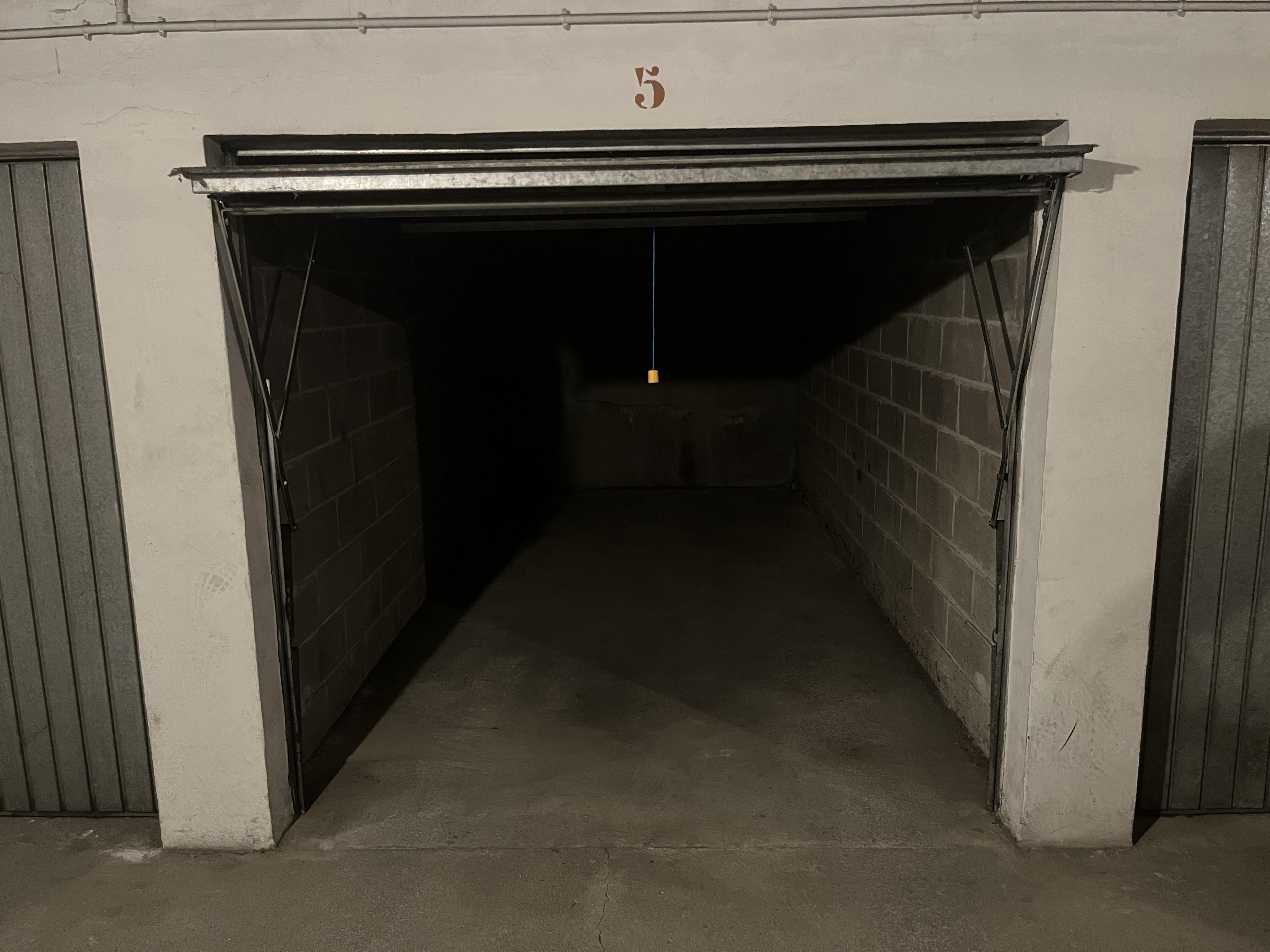 Garage/Box - 12m² à Issoudun