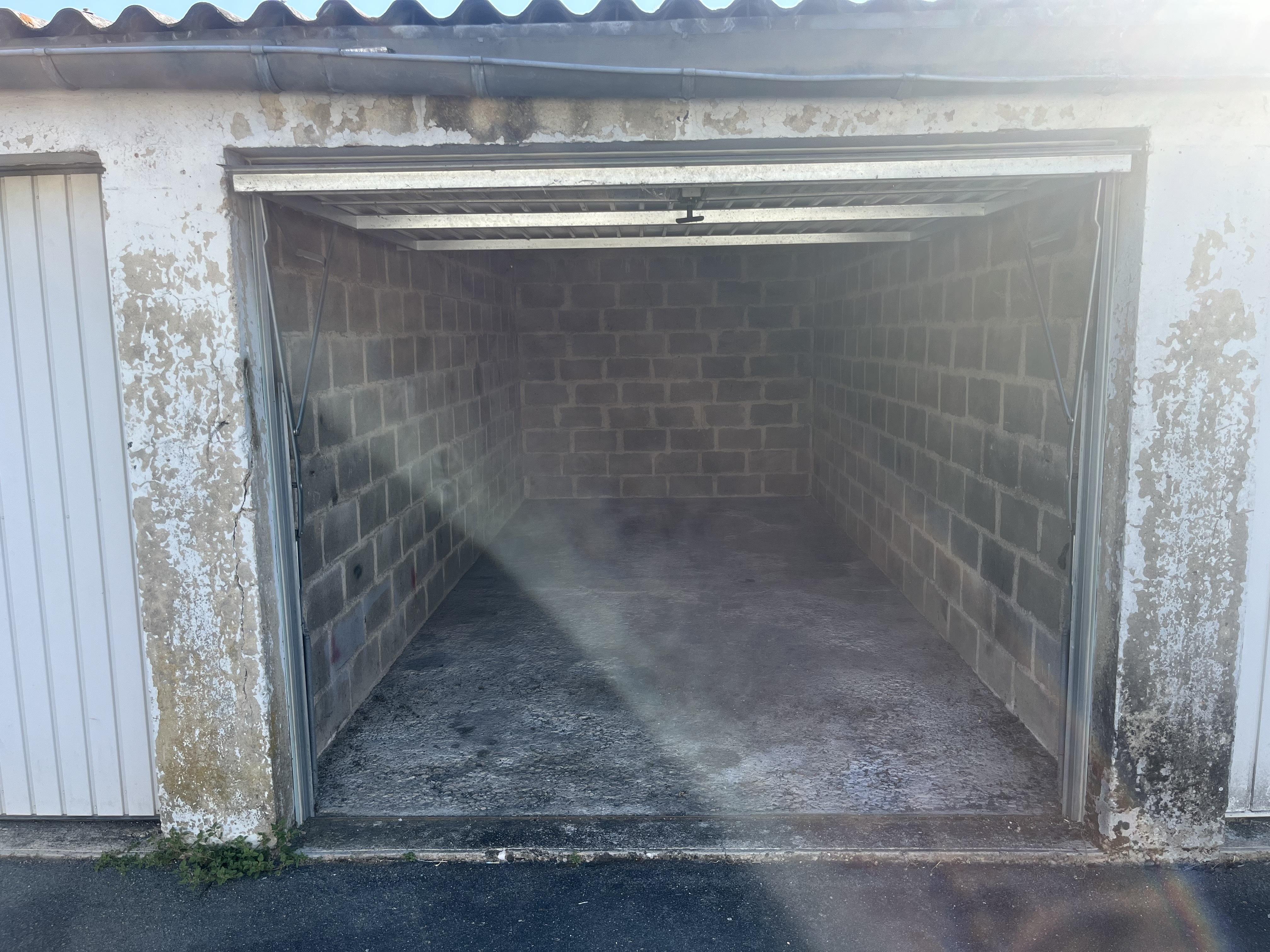 Garage/Box - 15m² à Châteauroux