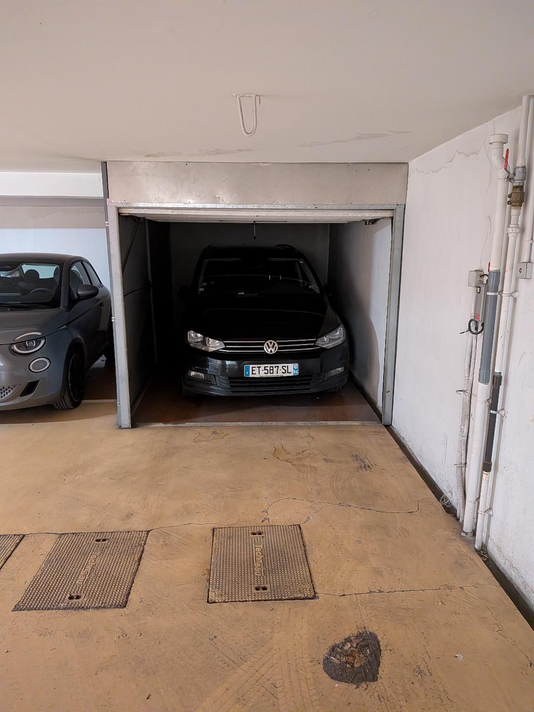 Box parking Paris Rue nicolo proche passy
