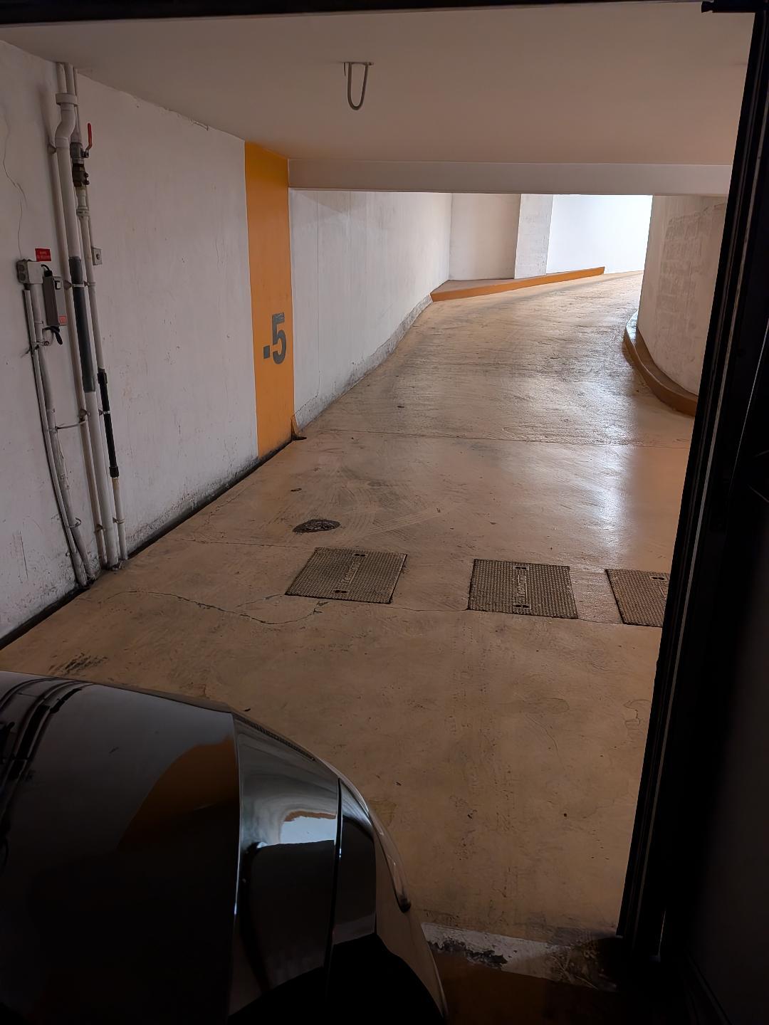 Box parking Paris Rue nicolo proche passy