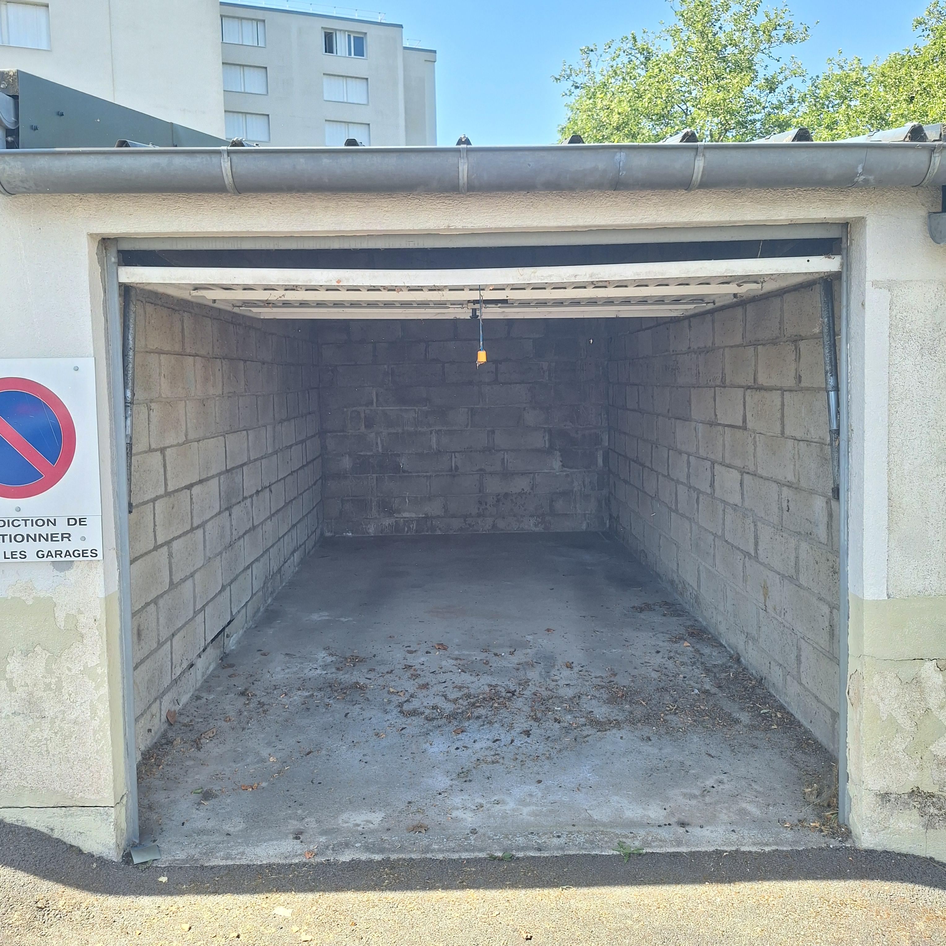 Garage/Box - 13m² à Limoges
