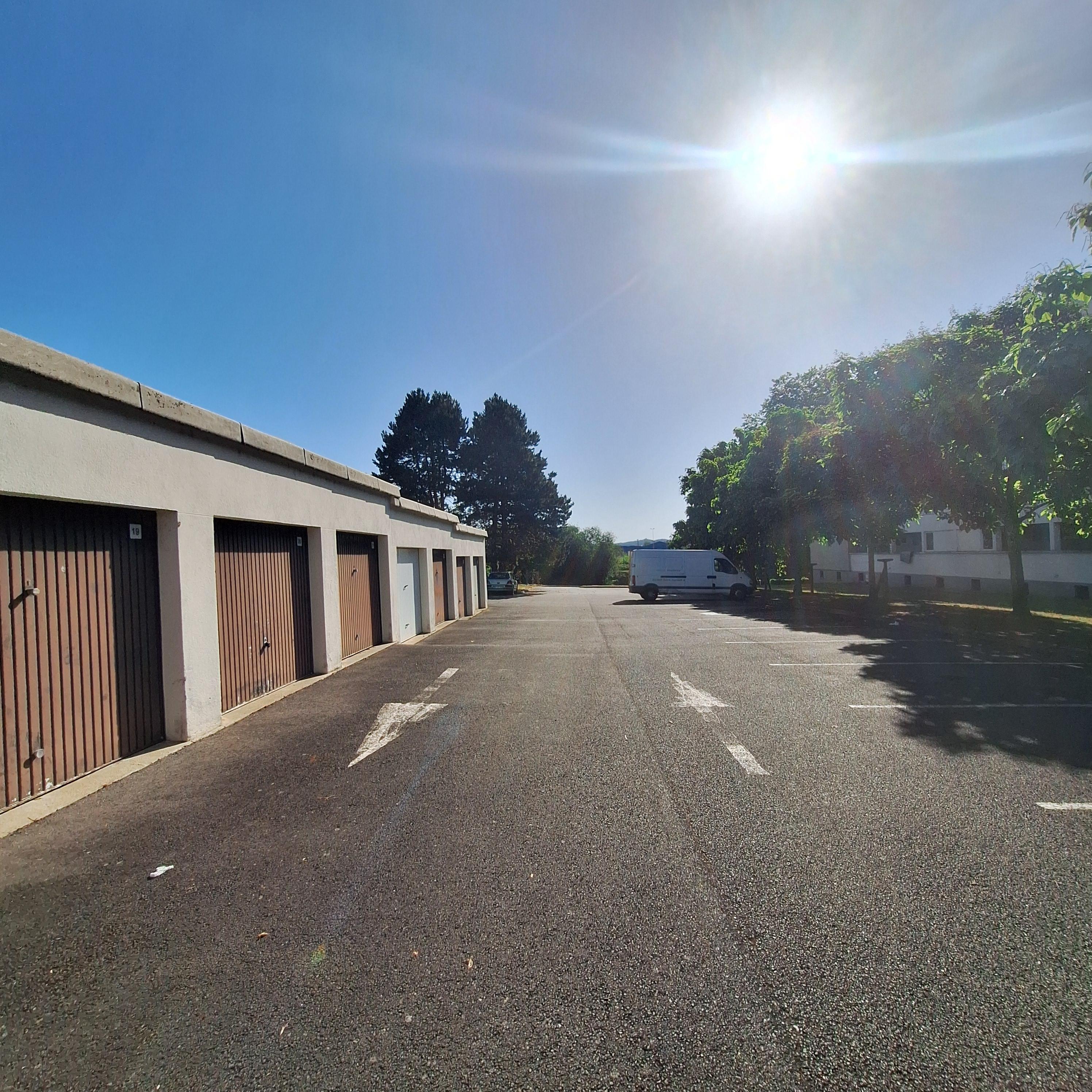 Garage/box 14m² à Limoges