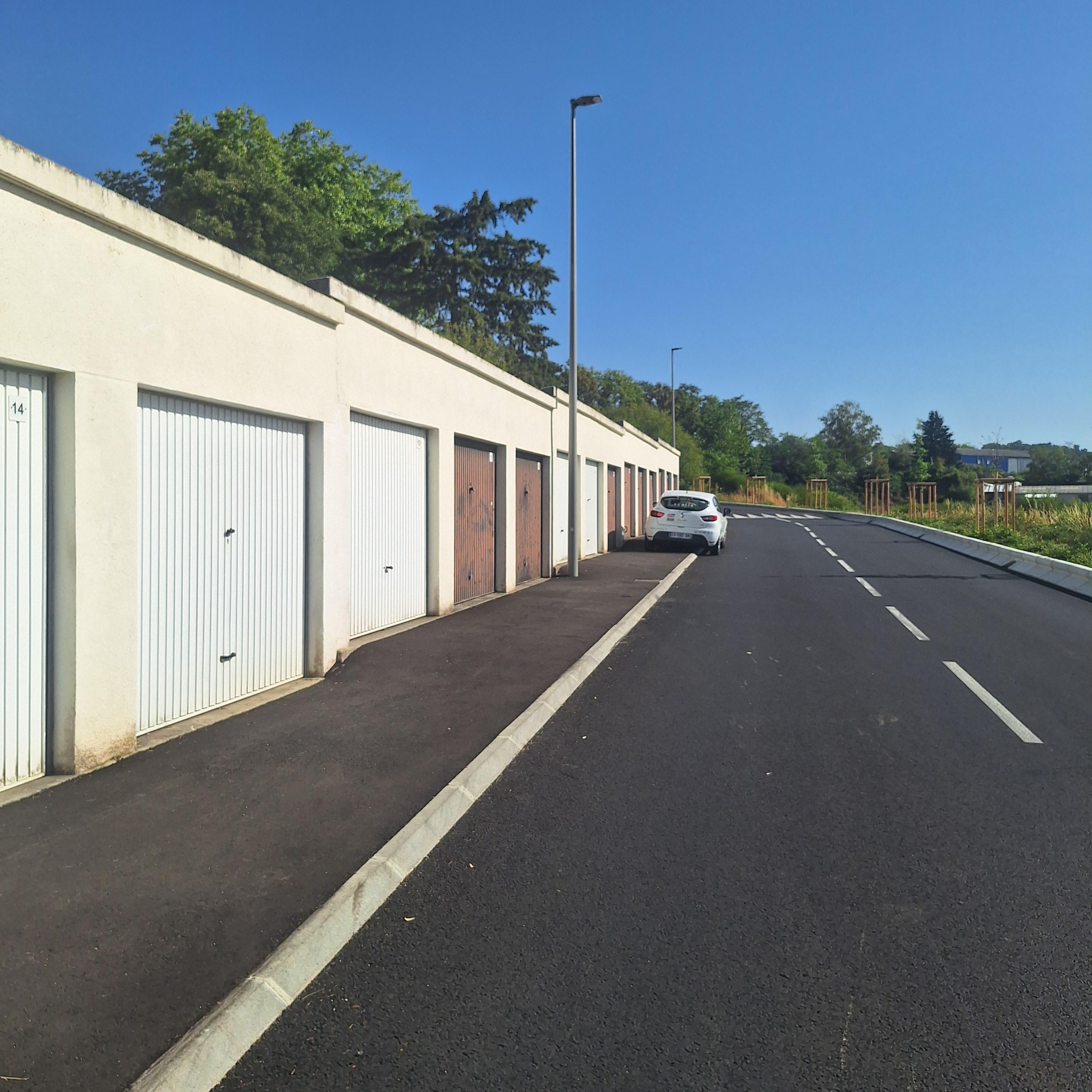 Garage/box 14m² à Limoges