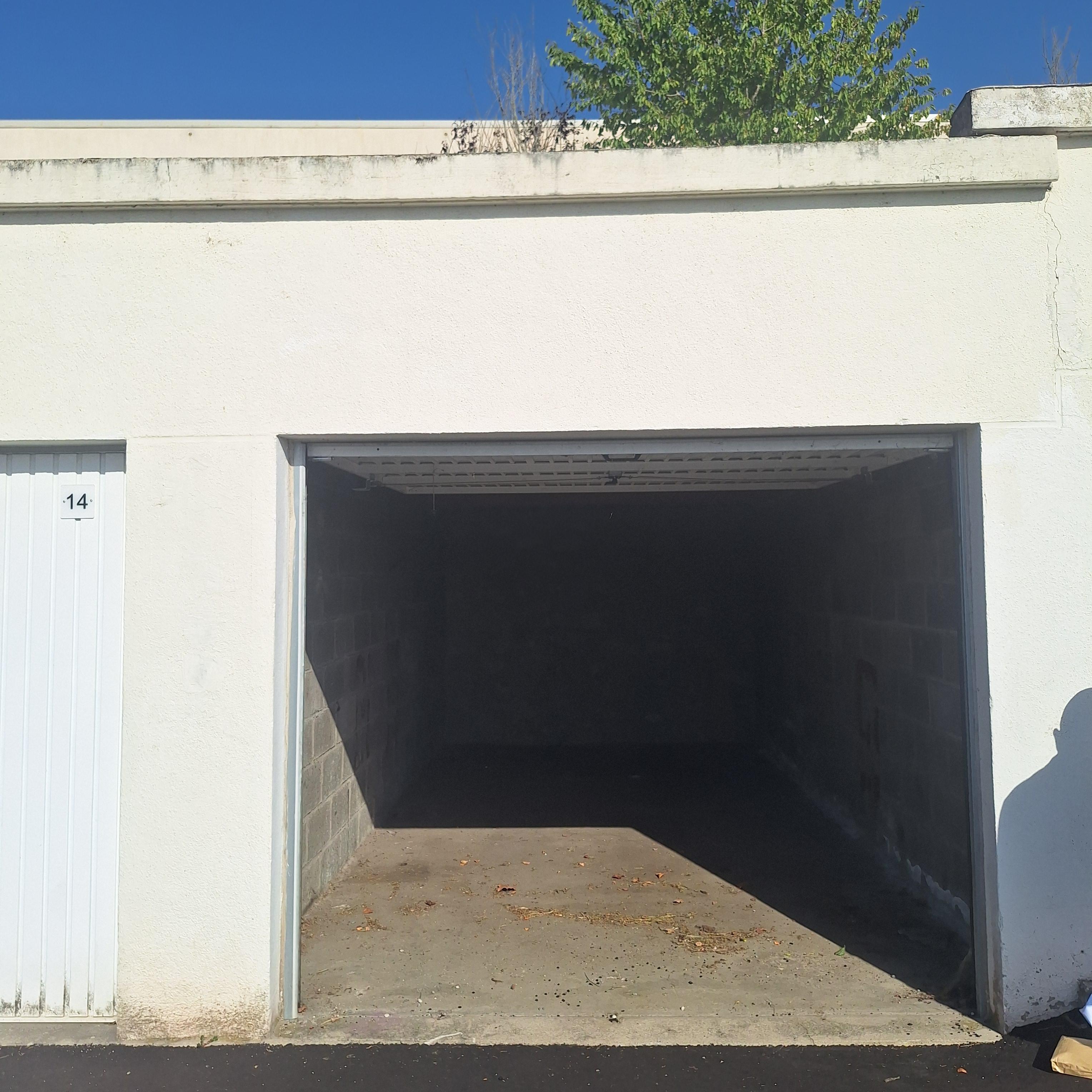 Garage/box 14m2 à Limoges