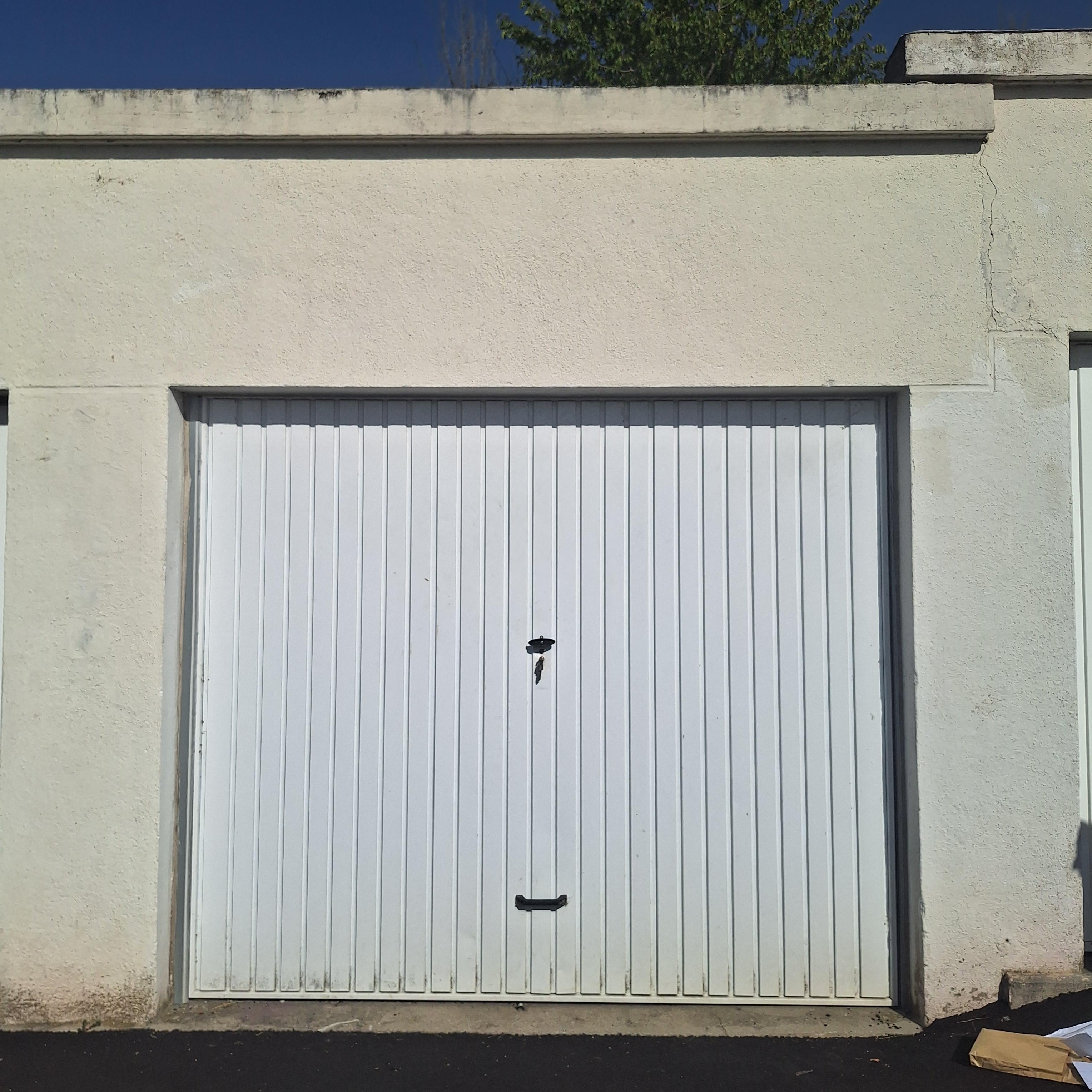 Garage/box 14m2 à Limoges