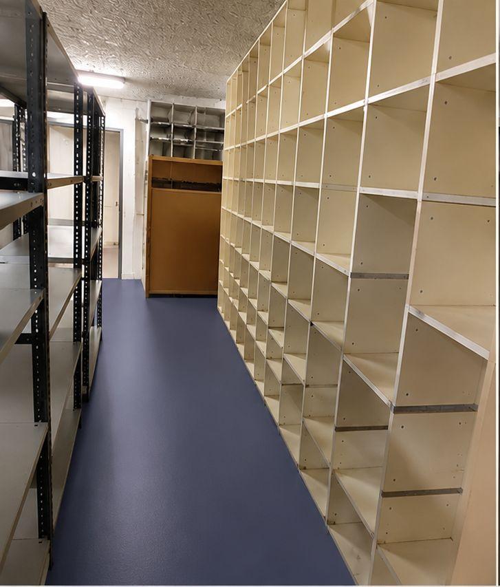 RARE 🔐 Local sécurisé 30 m² – Archives,