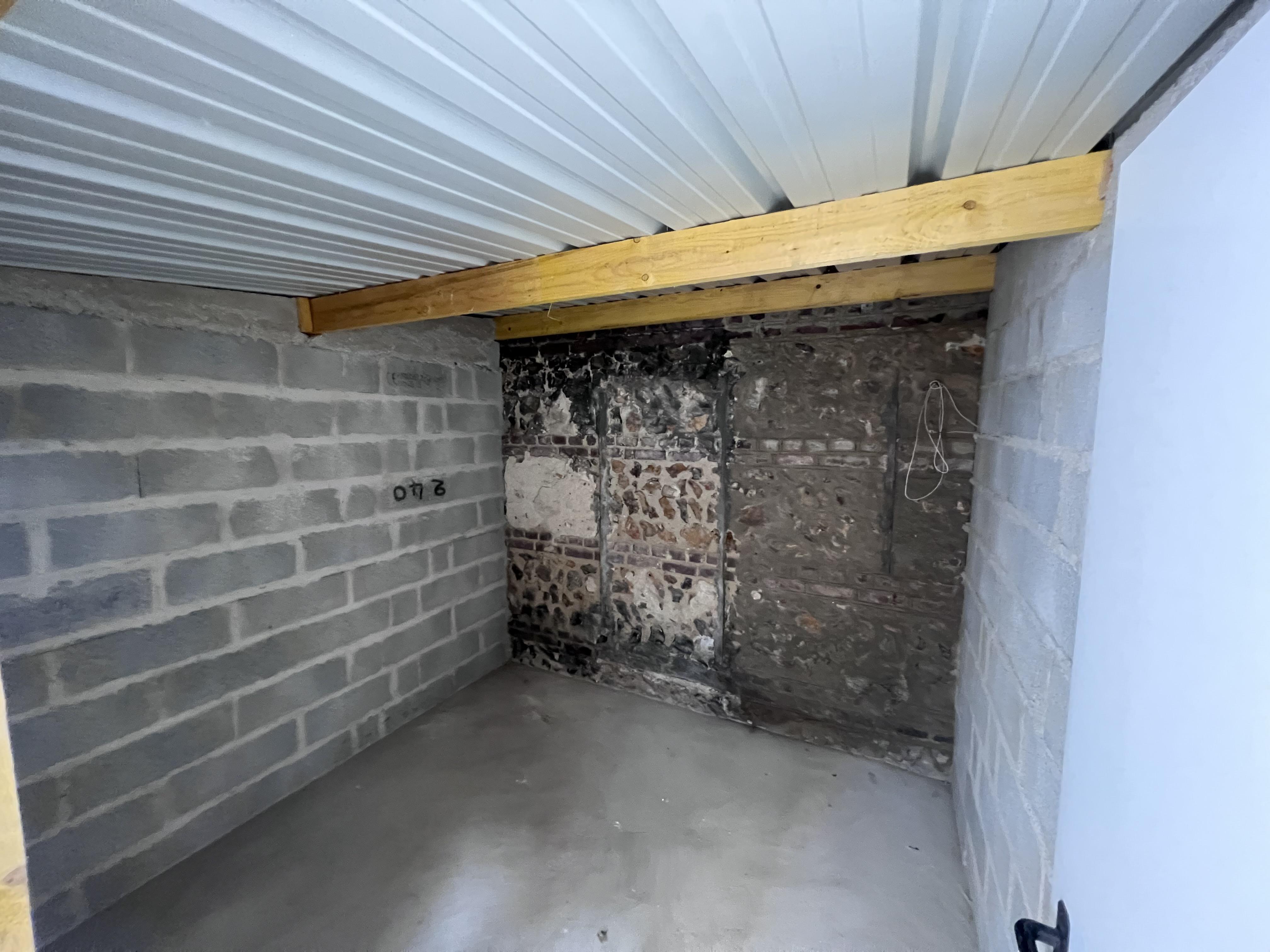 Box de 7,23 m² à louer dans une