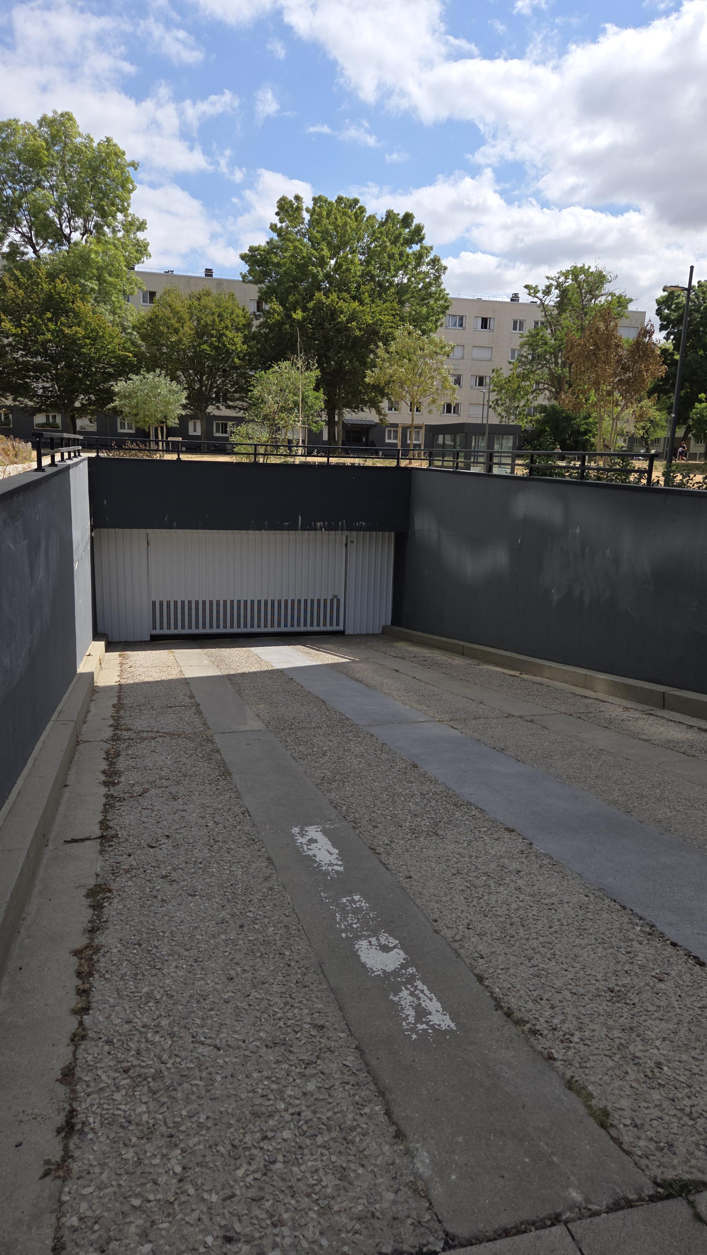 Garage/ Box 13m² Caen