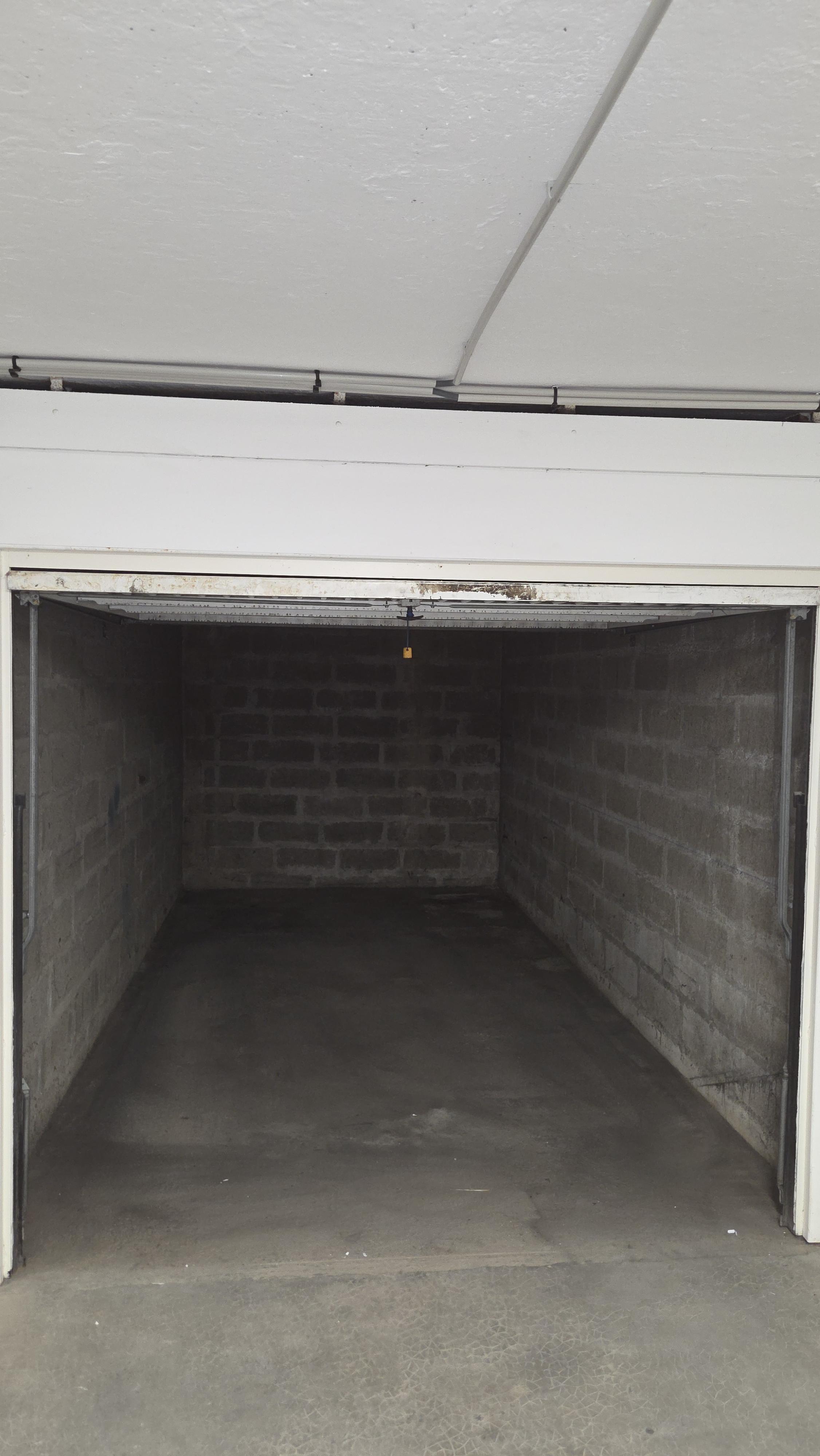 Garage/ Box 13m² Caen