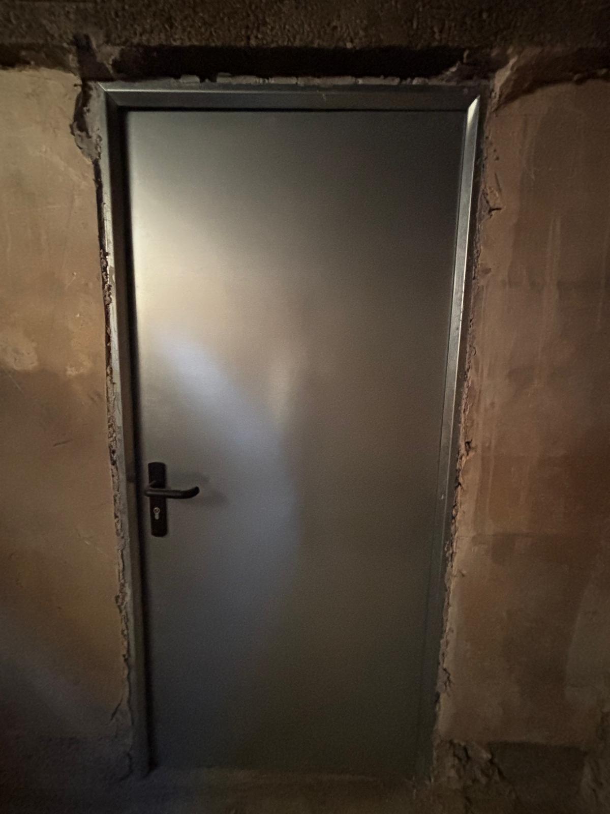 Location cave arrêt métro Borriglione