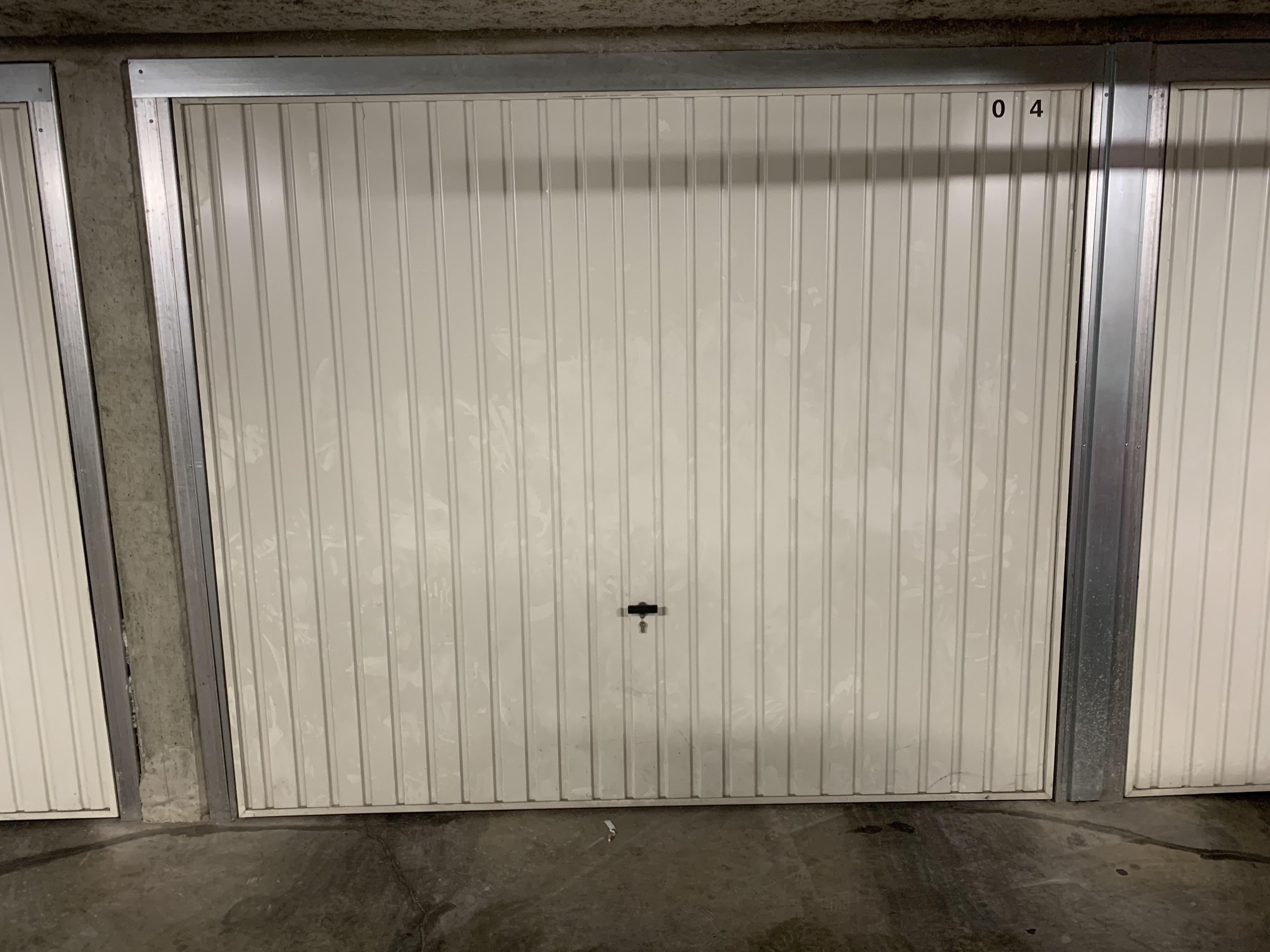 Garage/box 18m² à Villeurbanne
