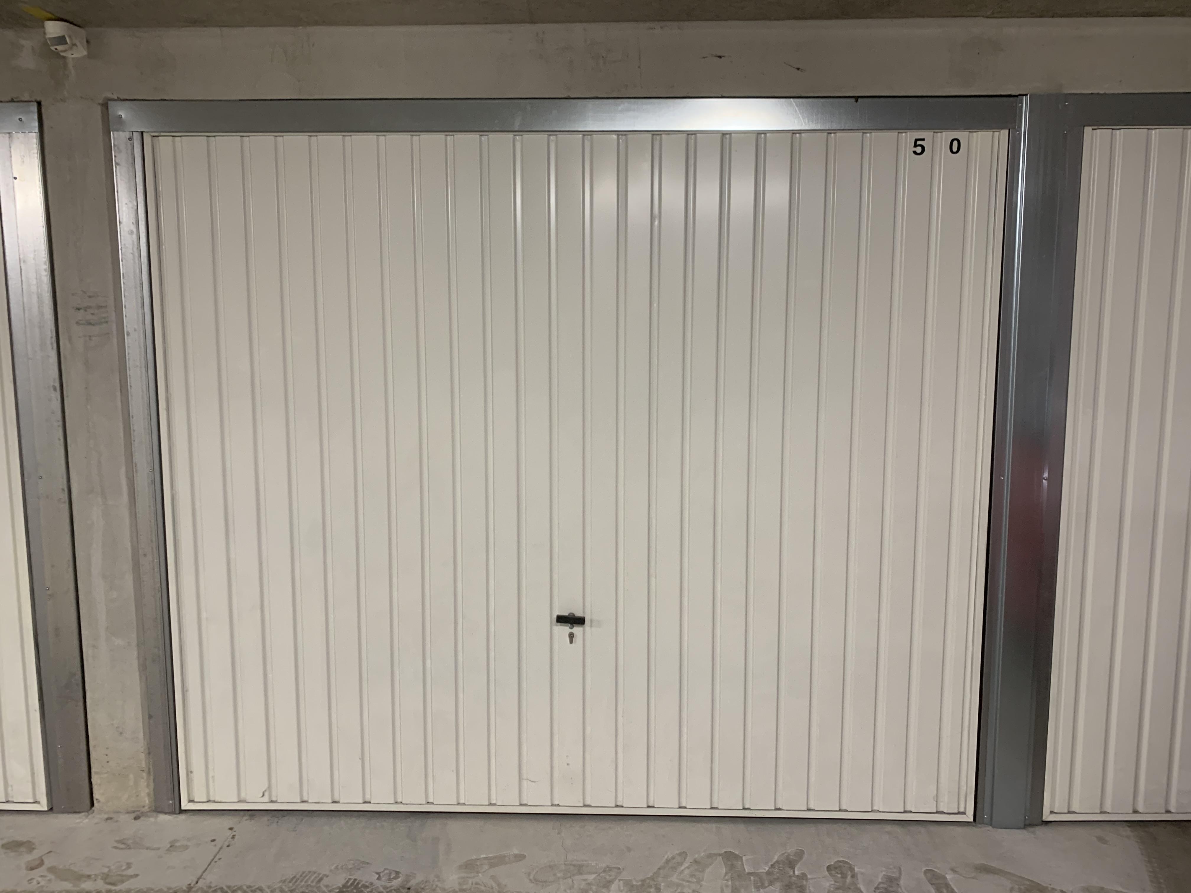Garage/box 18m² à Villeurbanne