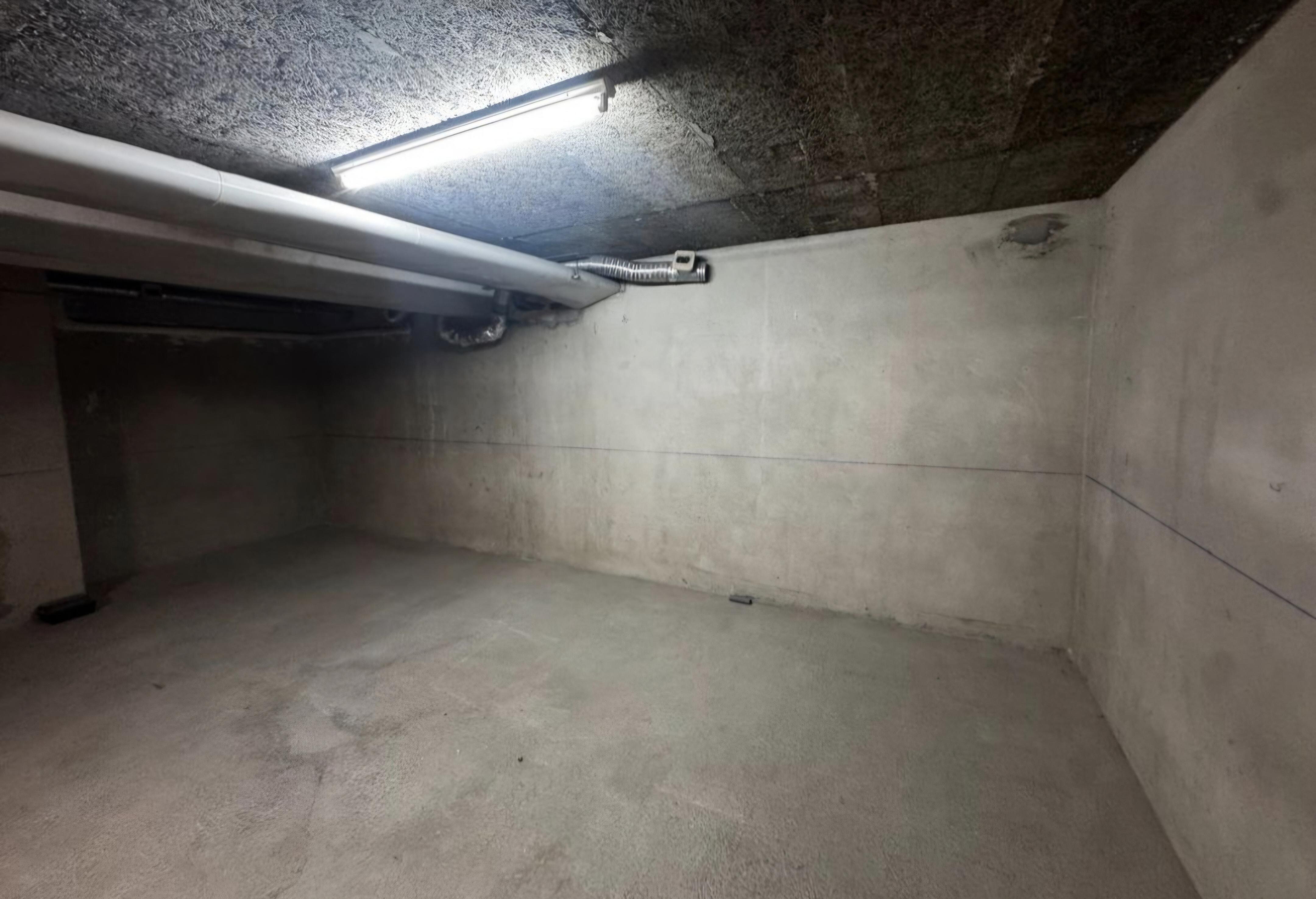Stockage / Garde-meuble / Cave / Box /