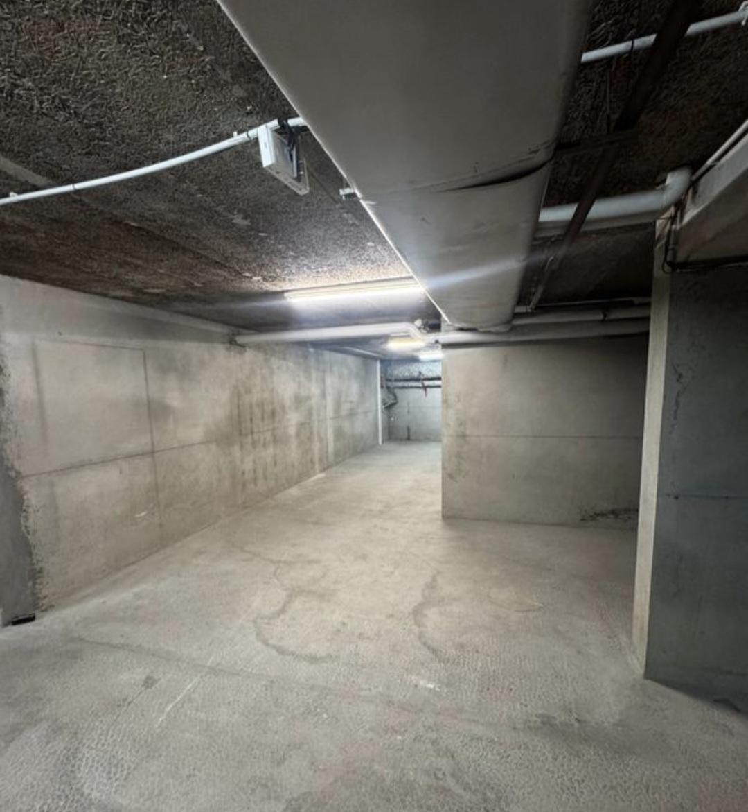 Stockage / Garde-meuble / Cave / Box /