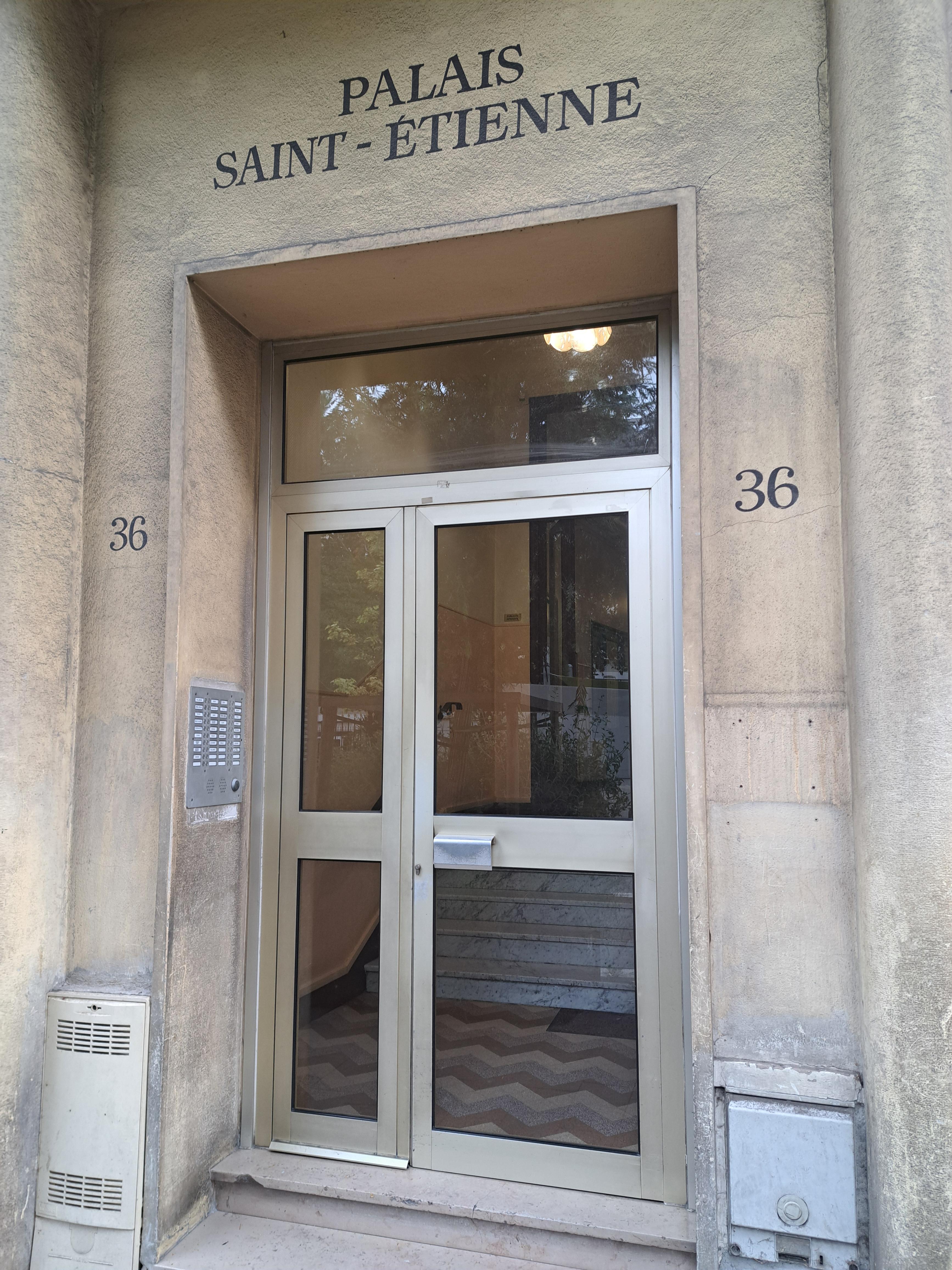Cave 3m2 saine - sous sol residence sécurisé