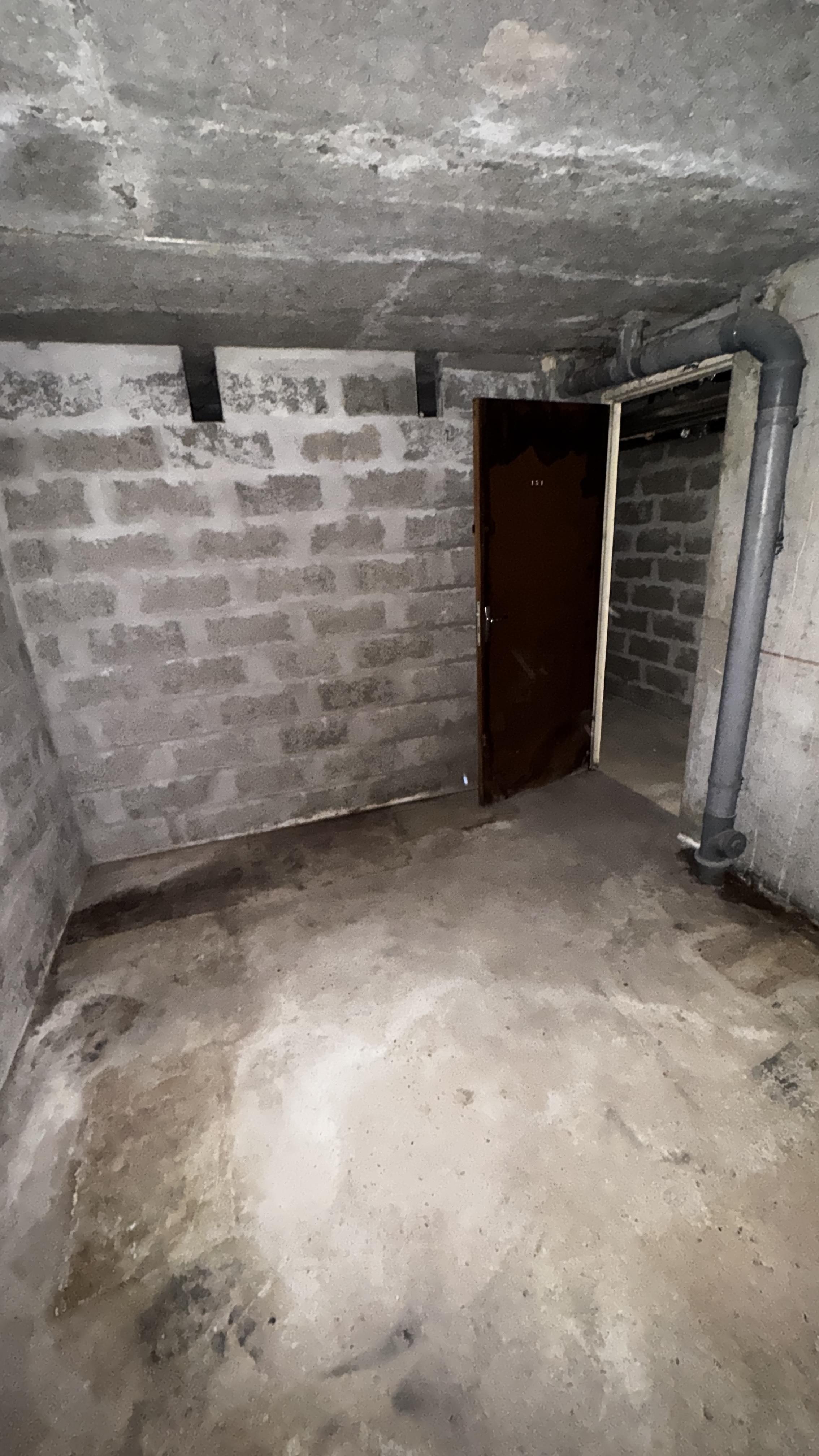Cave / Box stockage sécurisé 10m2