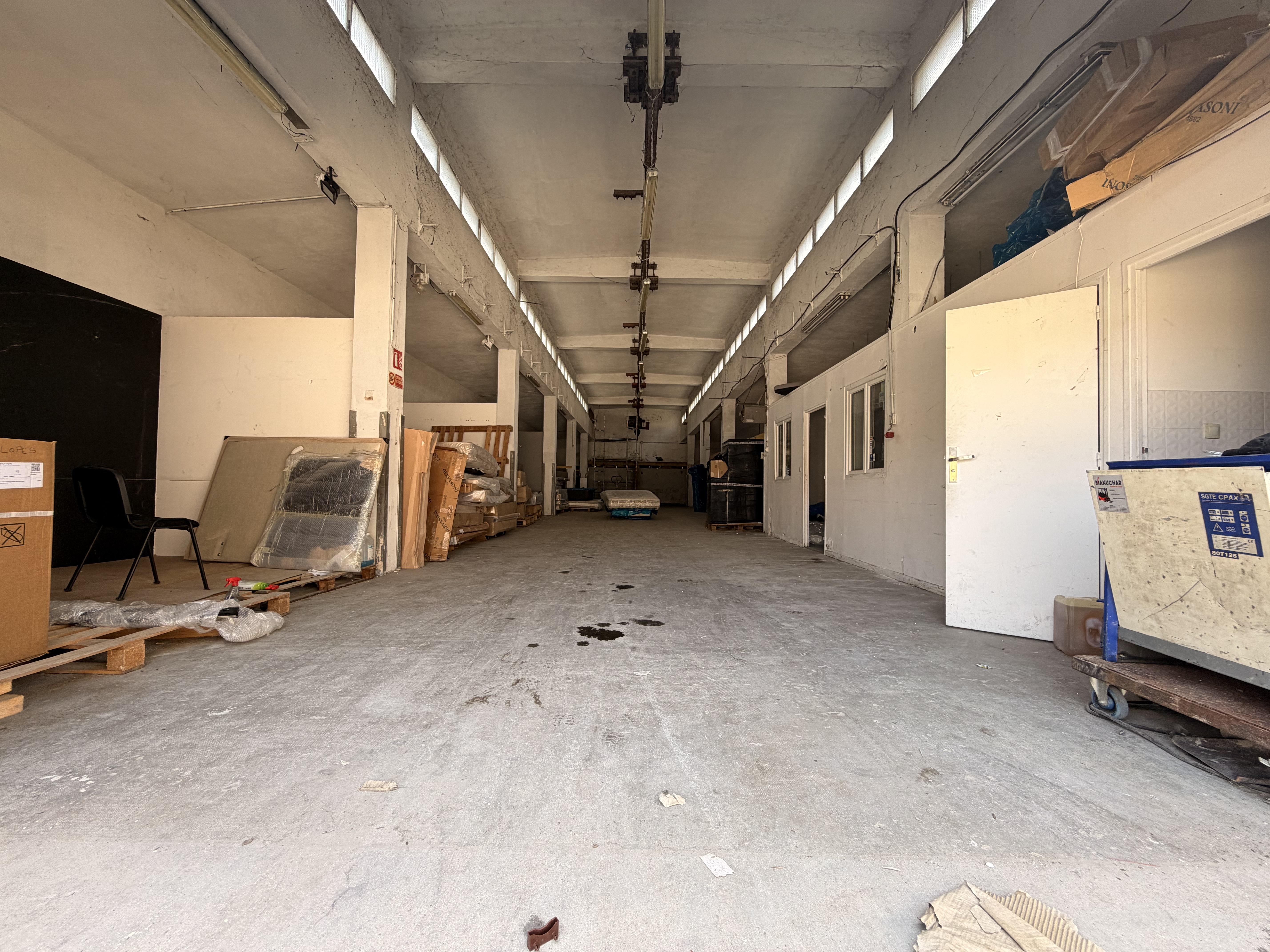 Local de stockage 300 m² à Bagnolet –