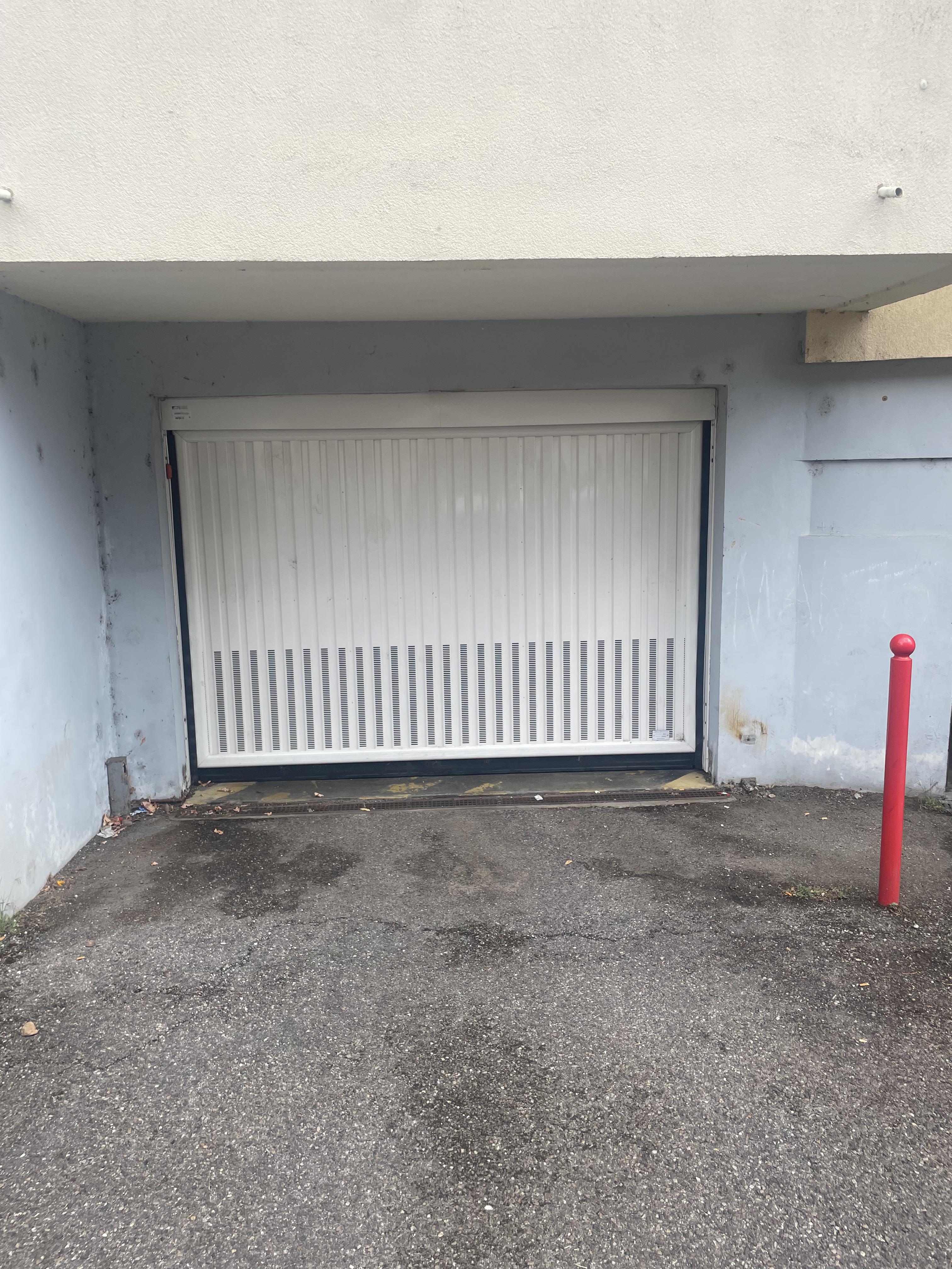 Garage/Box 14m² à Moulins-lès-Metz