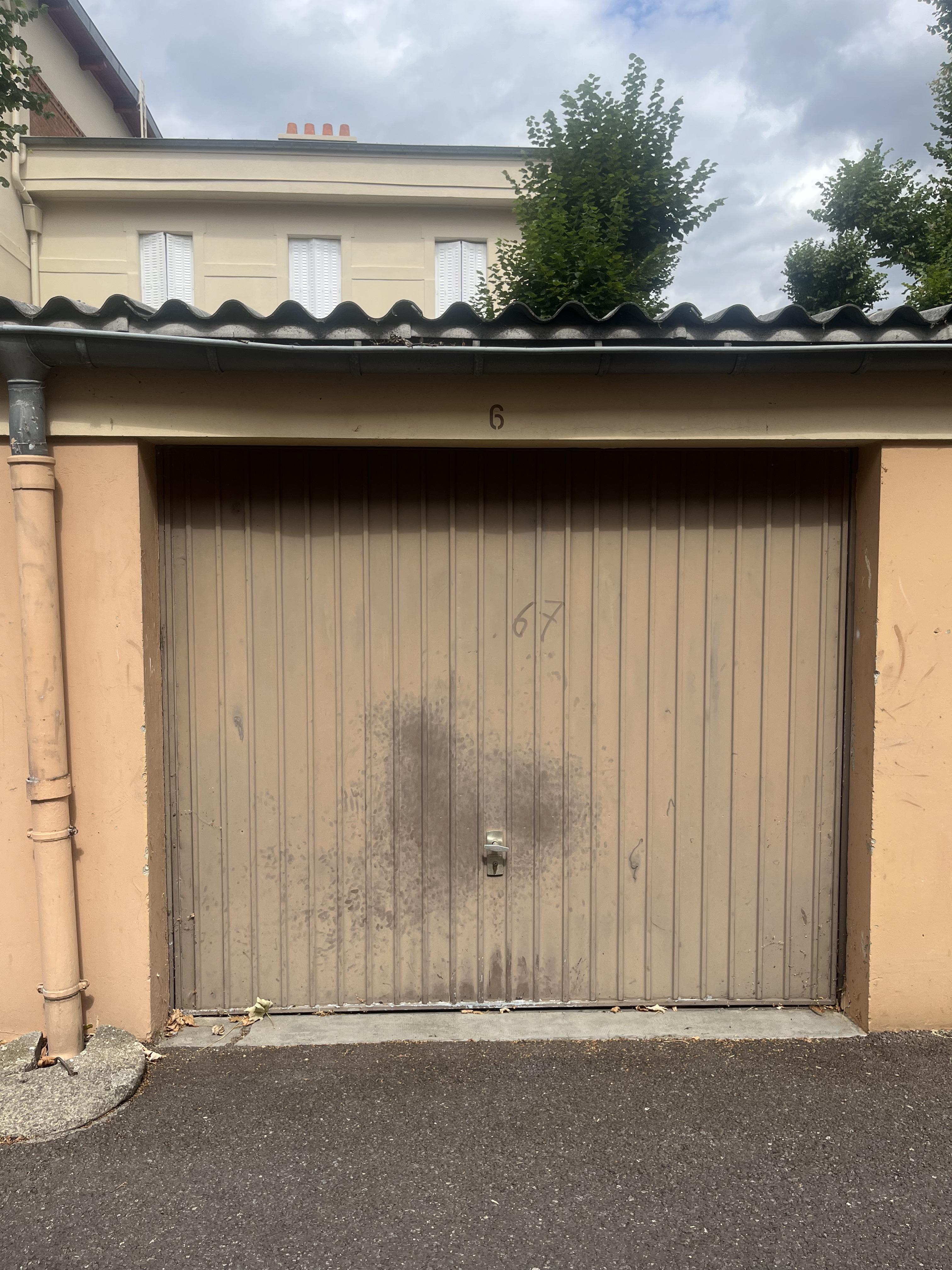 Garage/box 17m² à Montigny-lès-Metz