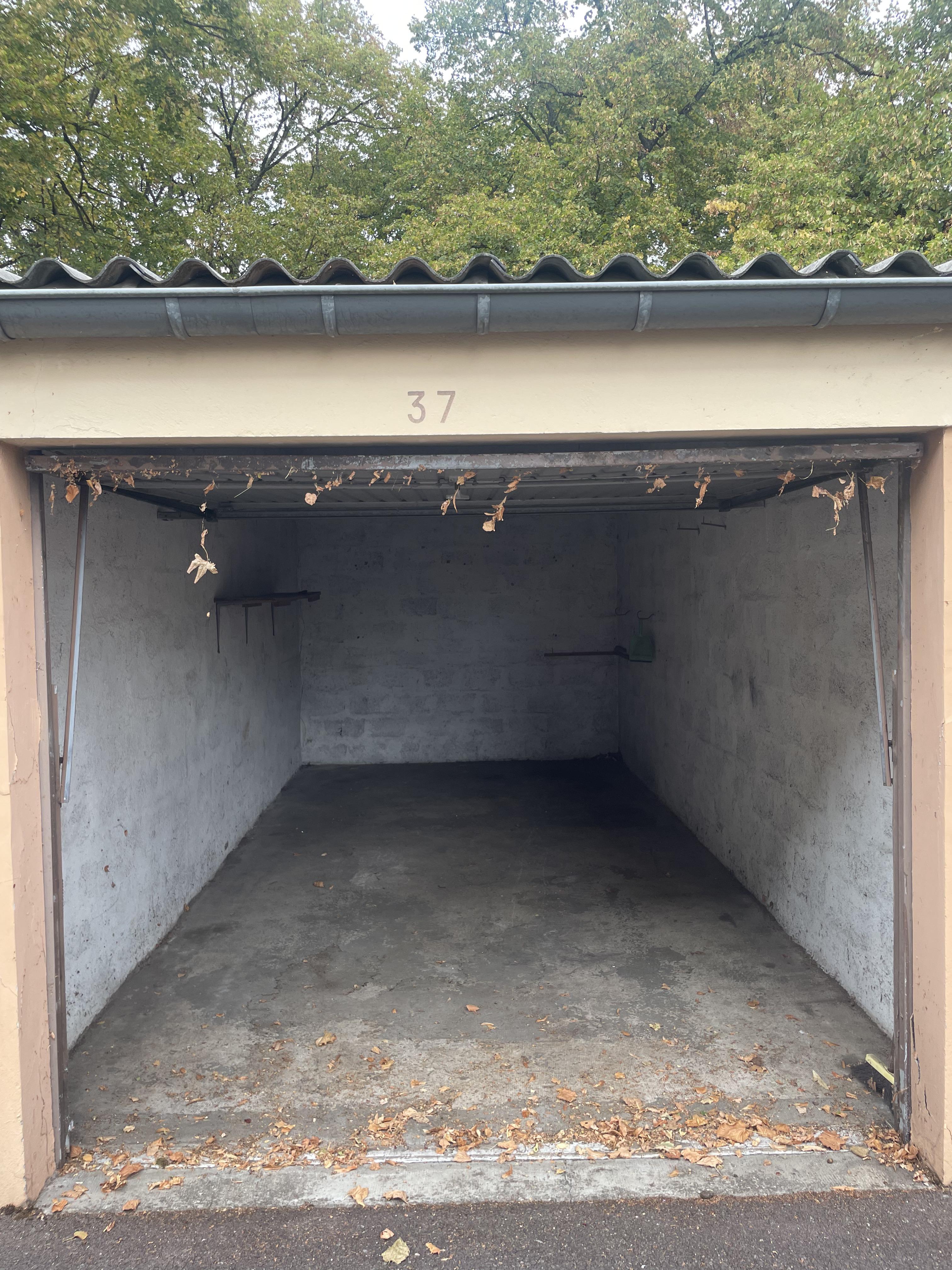 Garage/box 17m² à Montigny-lès-Metz