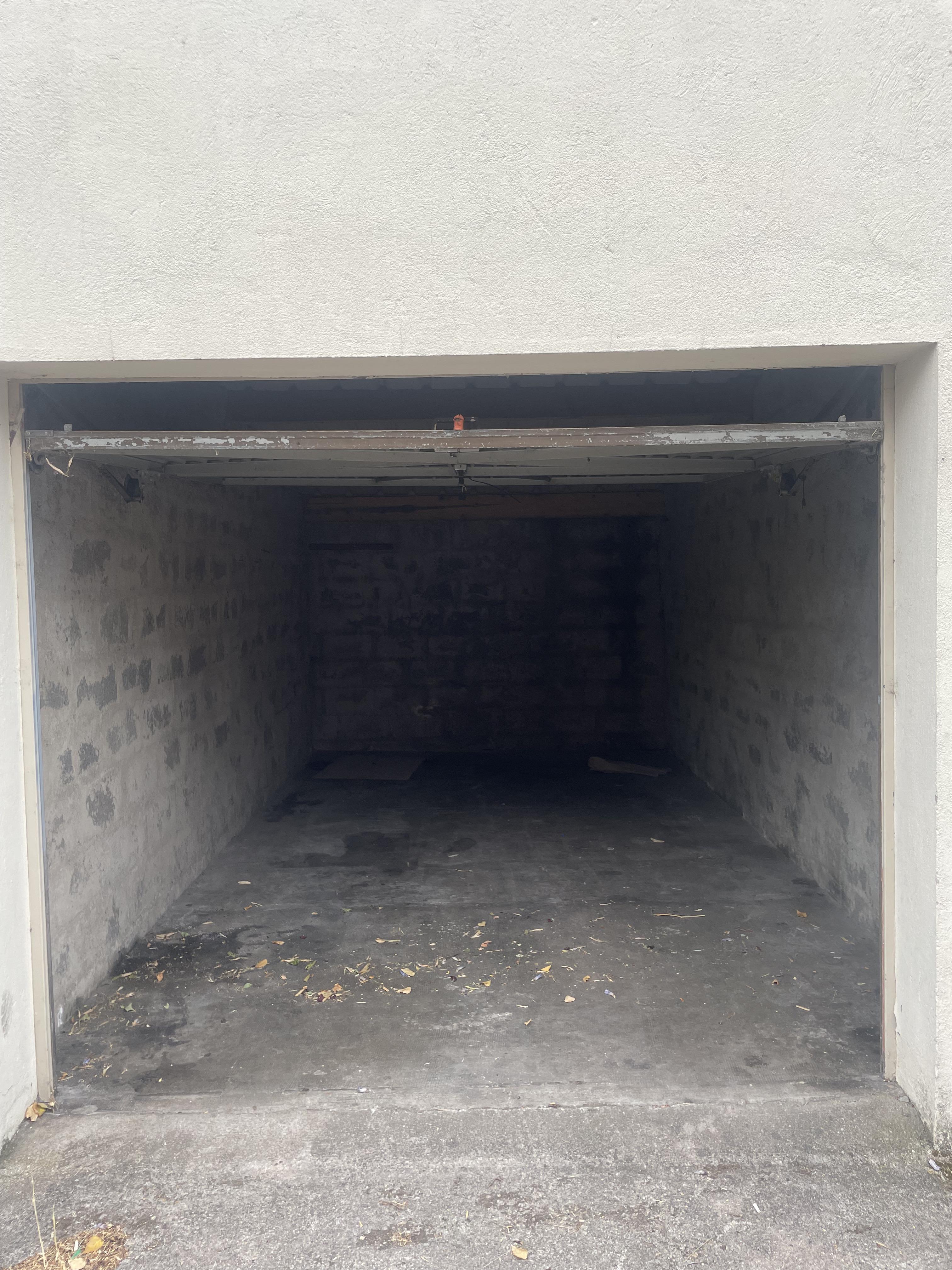Garage/box 15m² à Montigny-lès-Metz