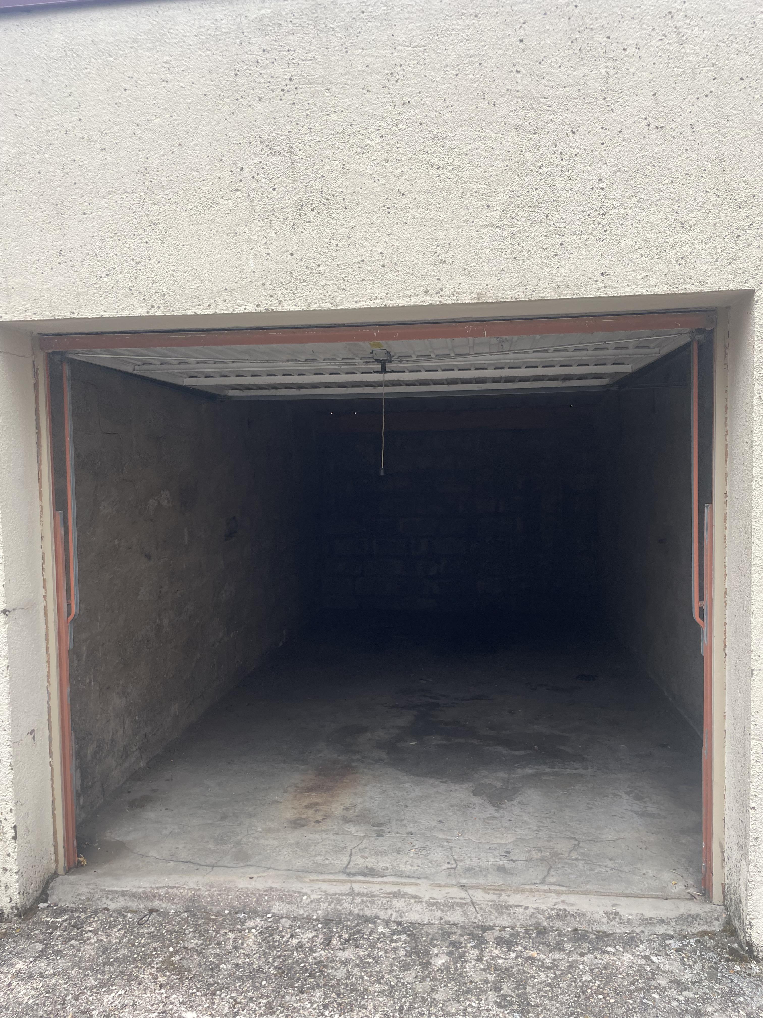 Garage/box 16m² à Montigny-lès-Metz