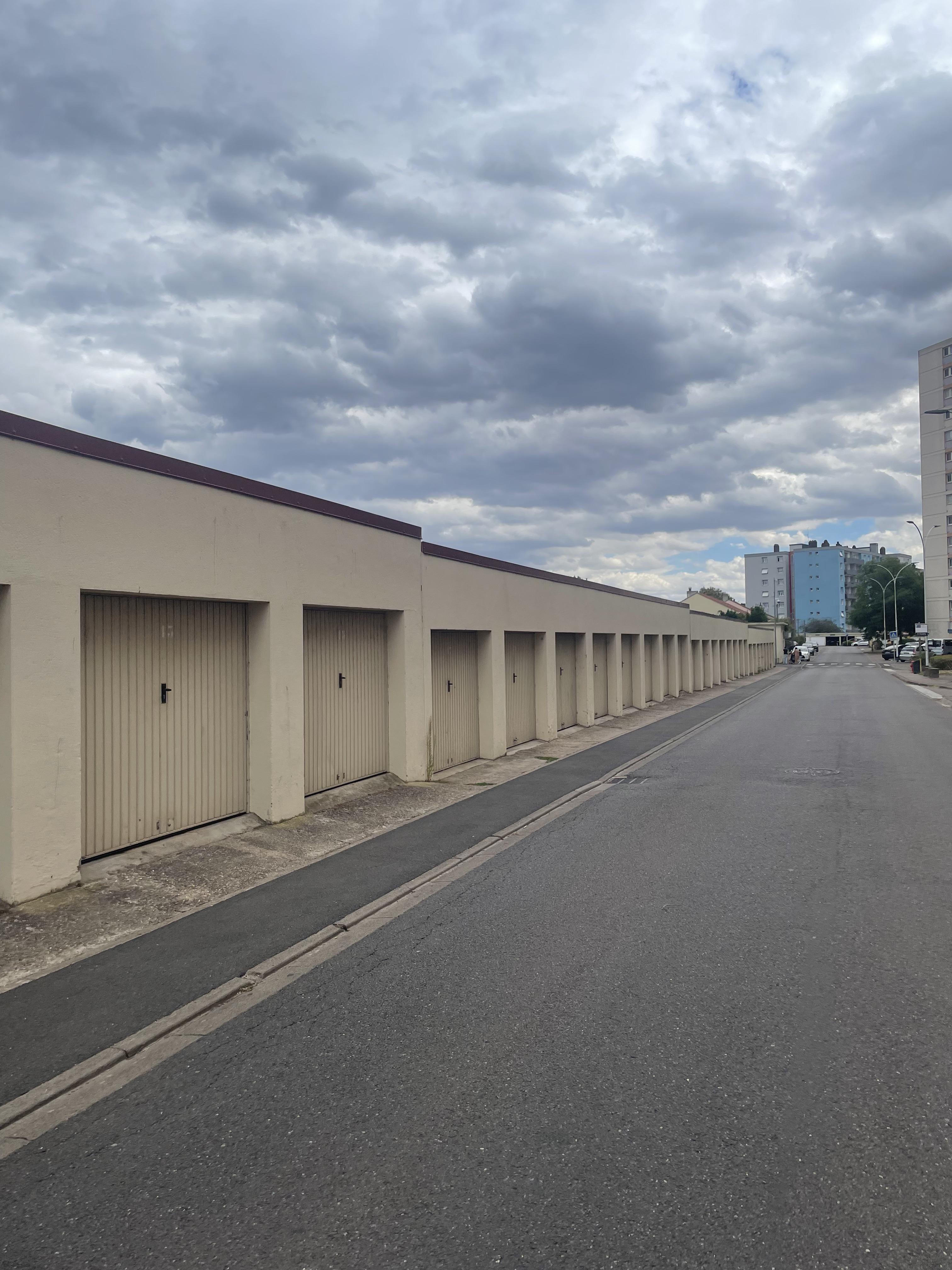 Garage/box 16m² à Montigny-lès-Metz