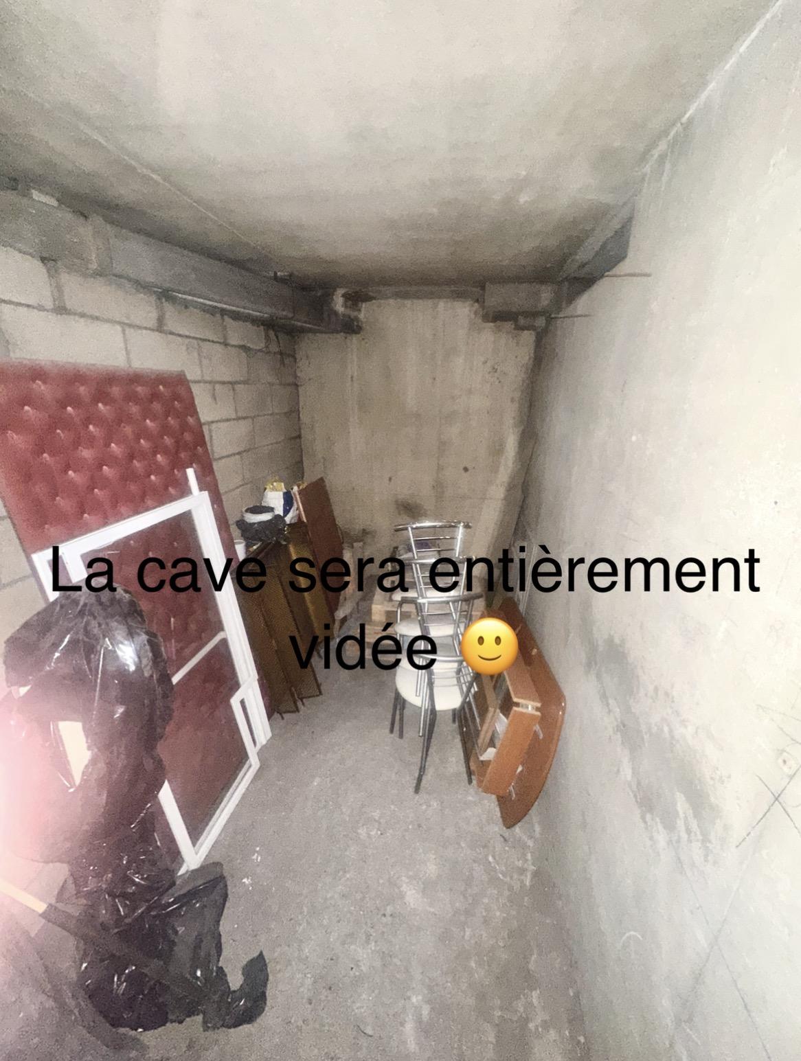 Cave de stockage saine et sécurisée proche marais