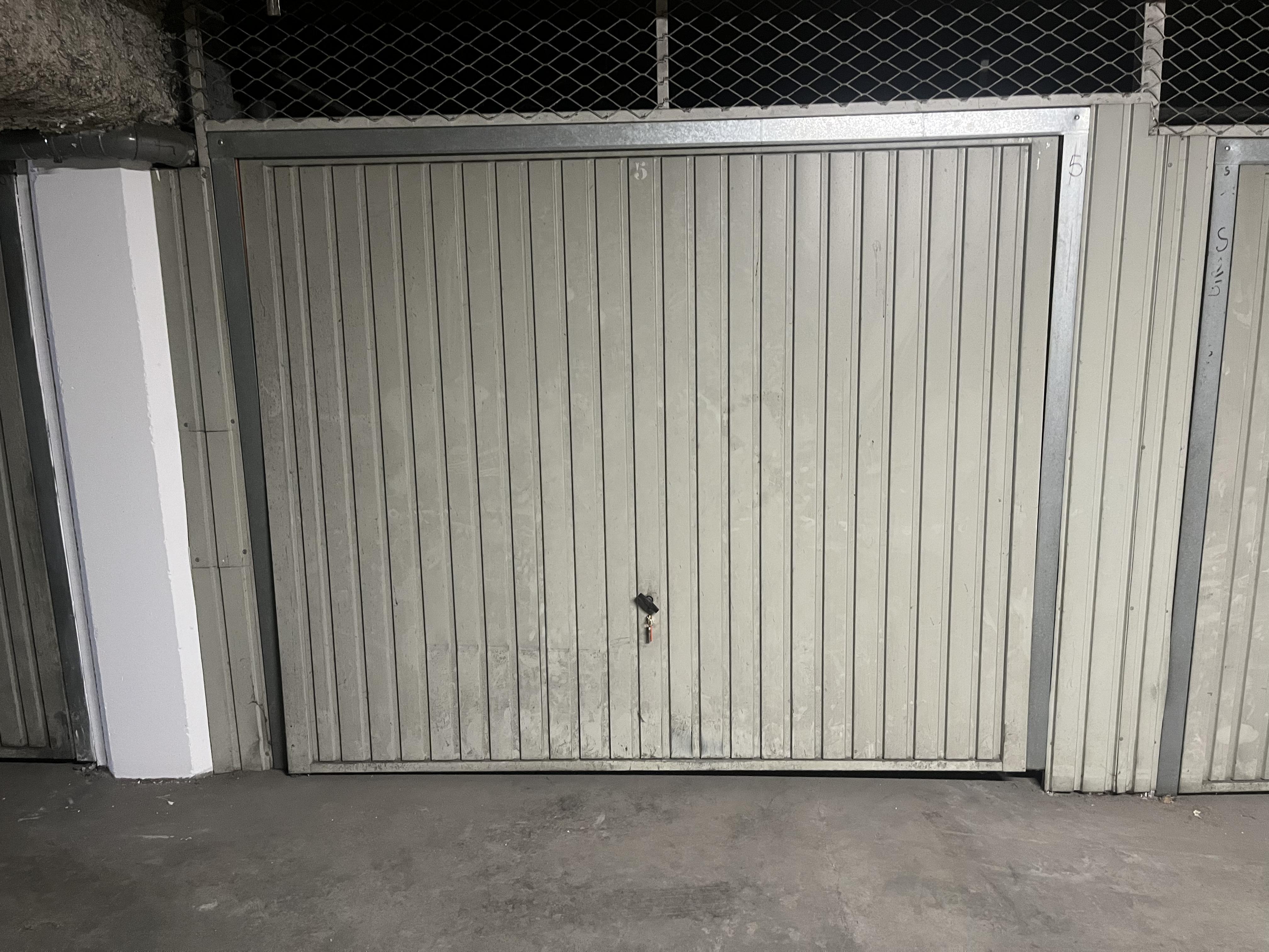 Garage/box 15m² à Peltre