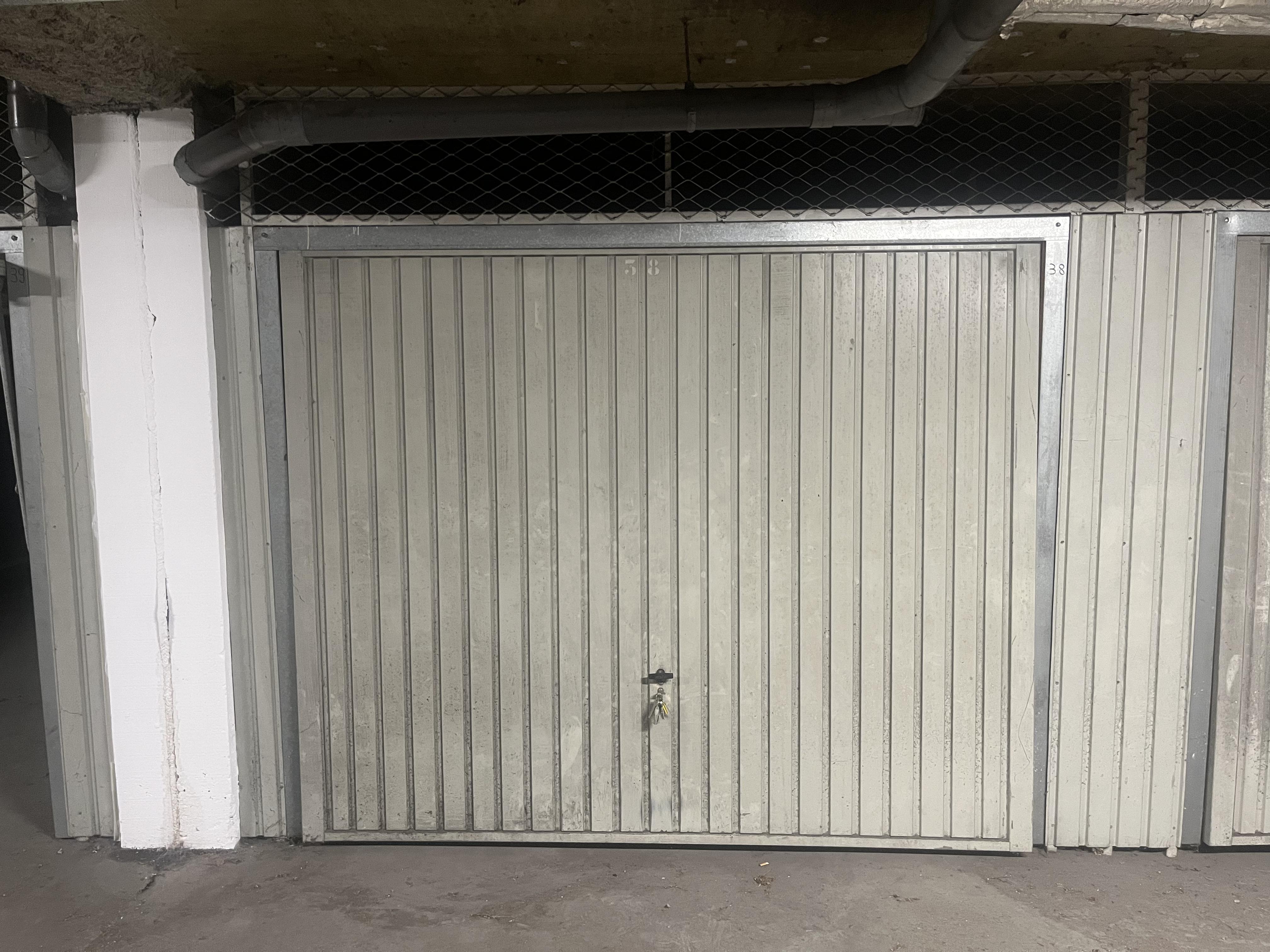 Garage/box 15 m² à Peltre