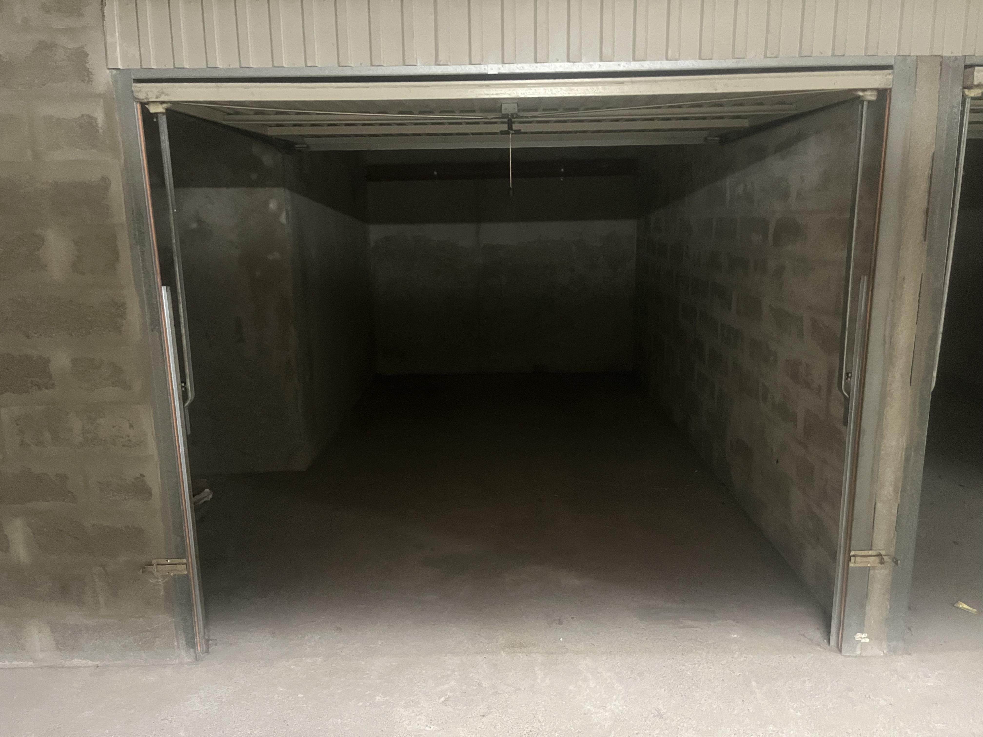 Garage/box 12m² à Metz