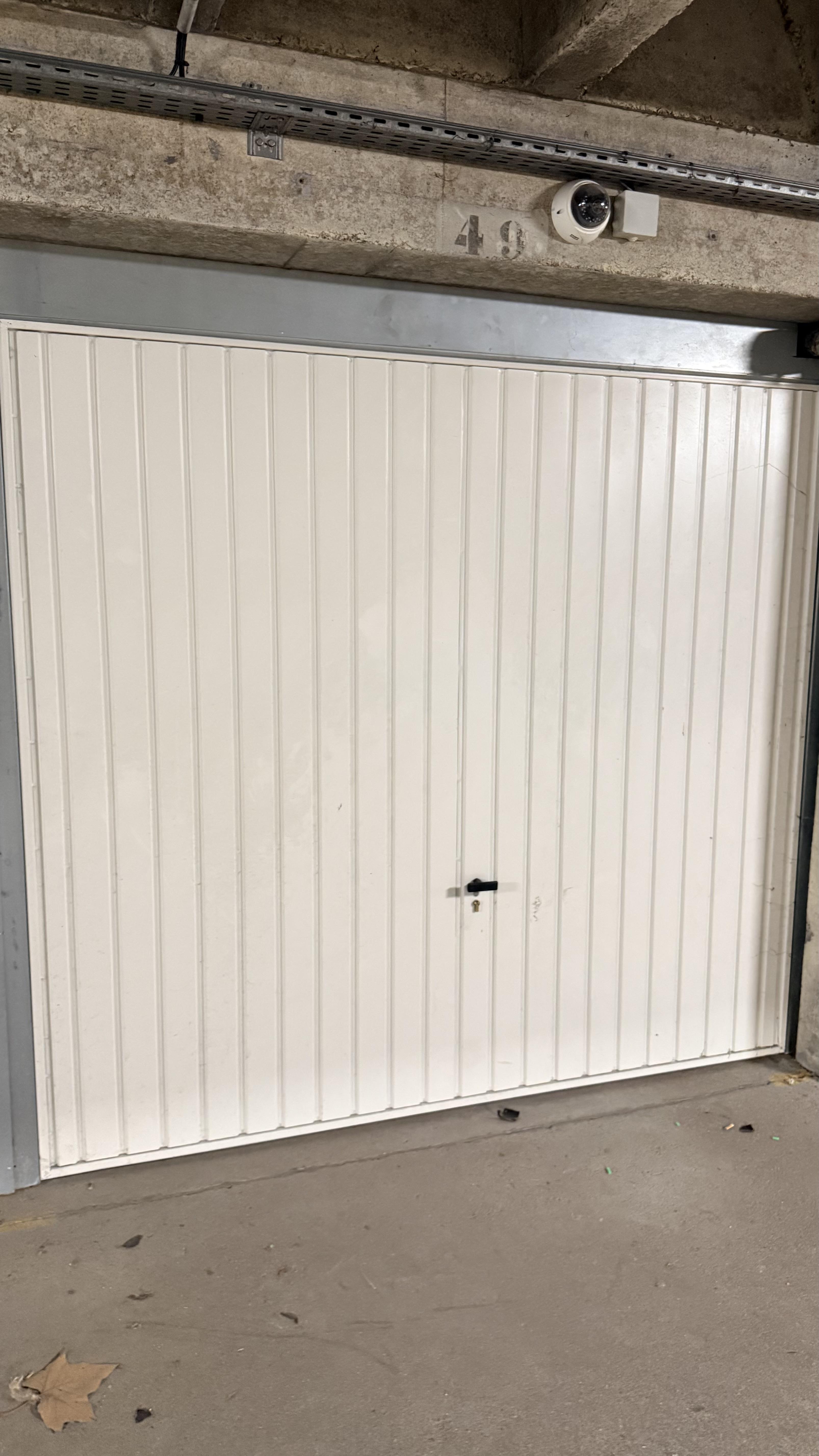 Garage Box 12m² à Dourdan