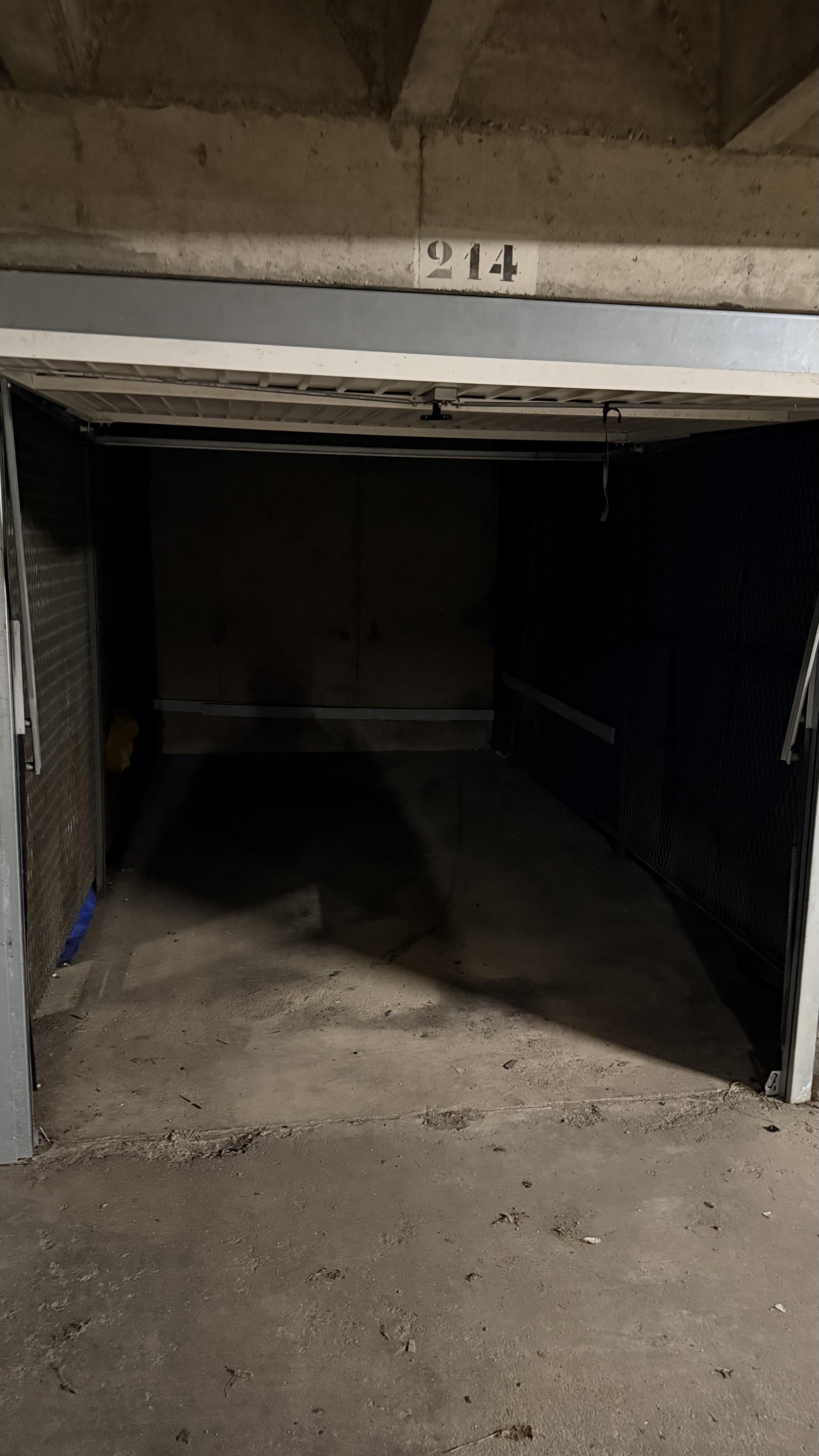 Garage Box 12m² à Dourdan