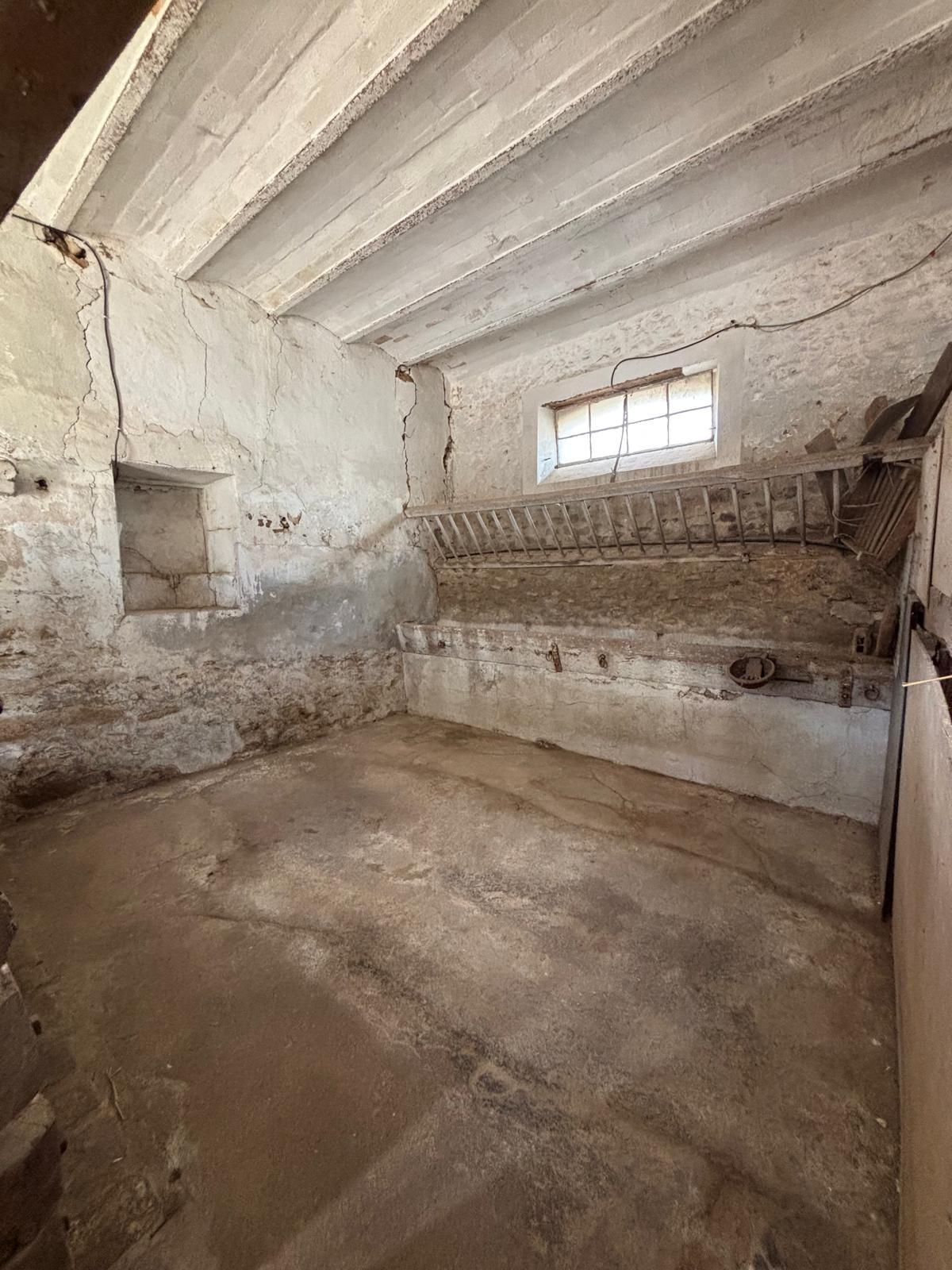 Box de stockage 15 m² sécurisé – Gastins