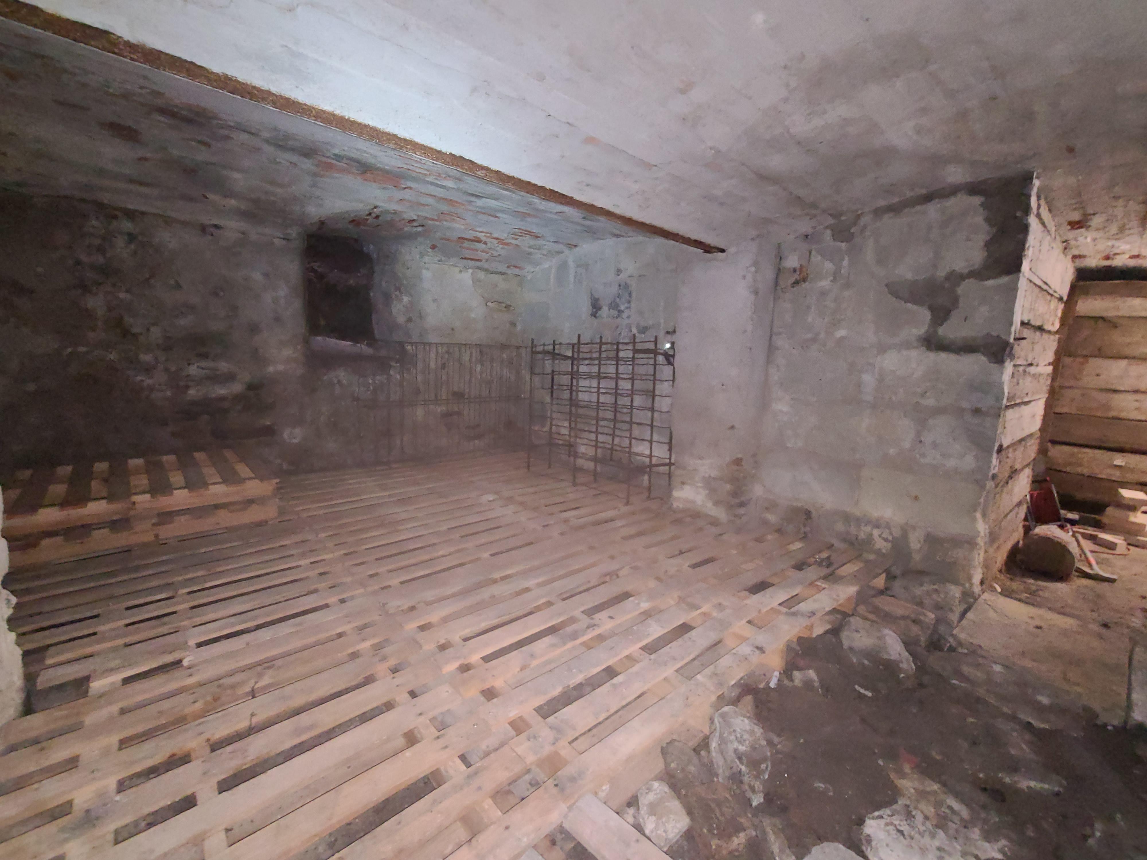 Location cave saine - 12m² - Nantes cartier