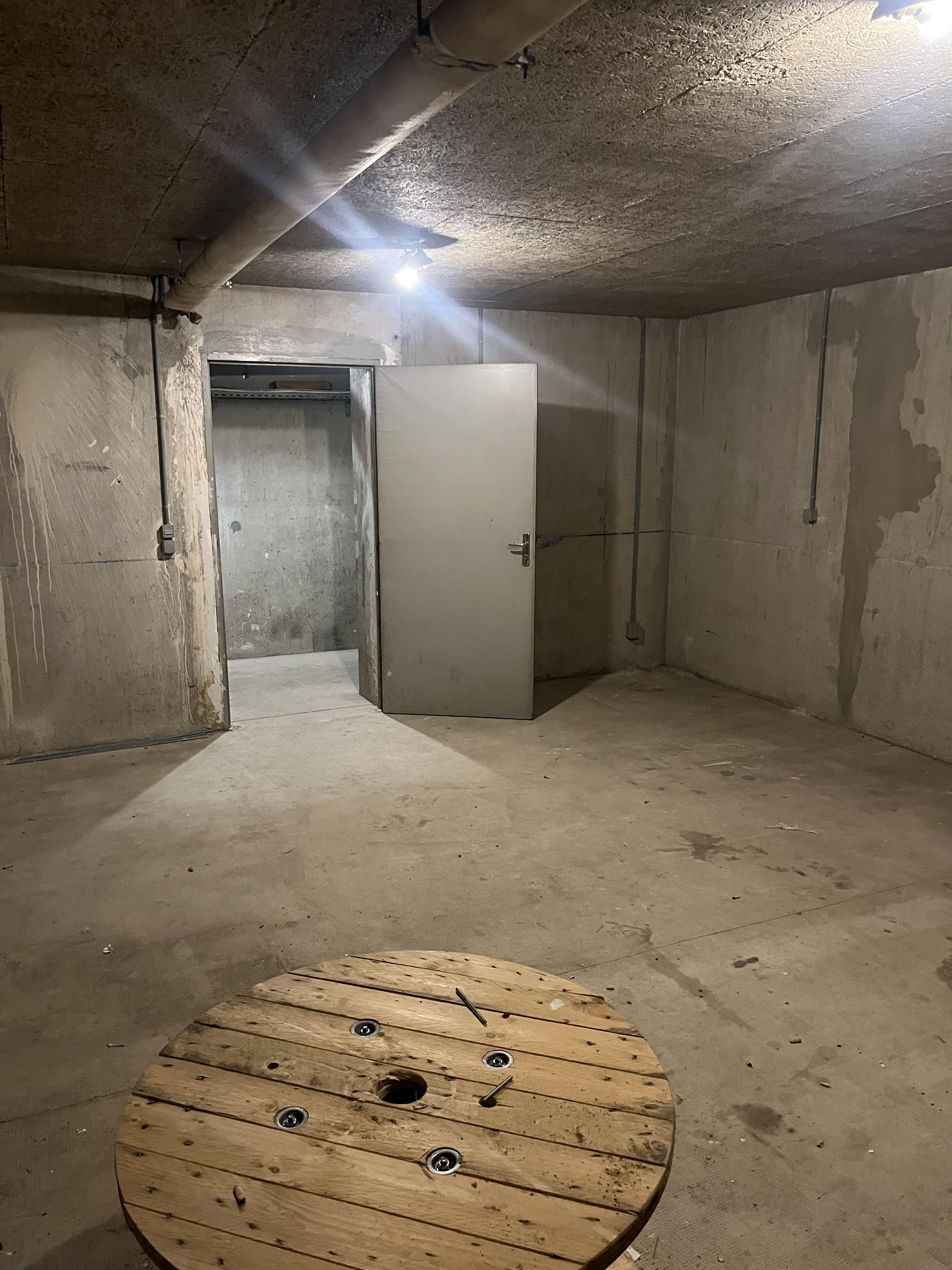 Local de stockage 37m² - Rue Guillaume Apollinaire