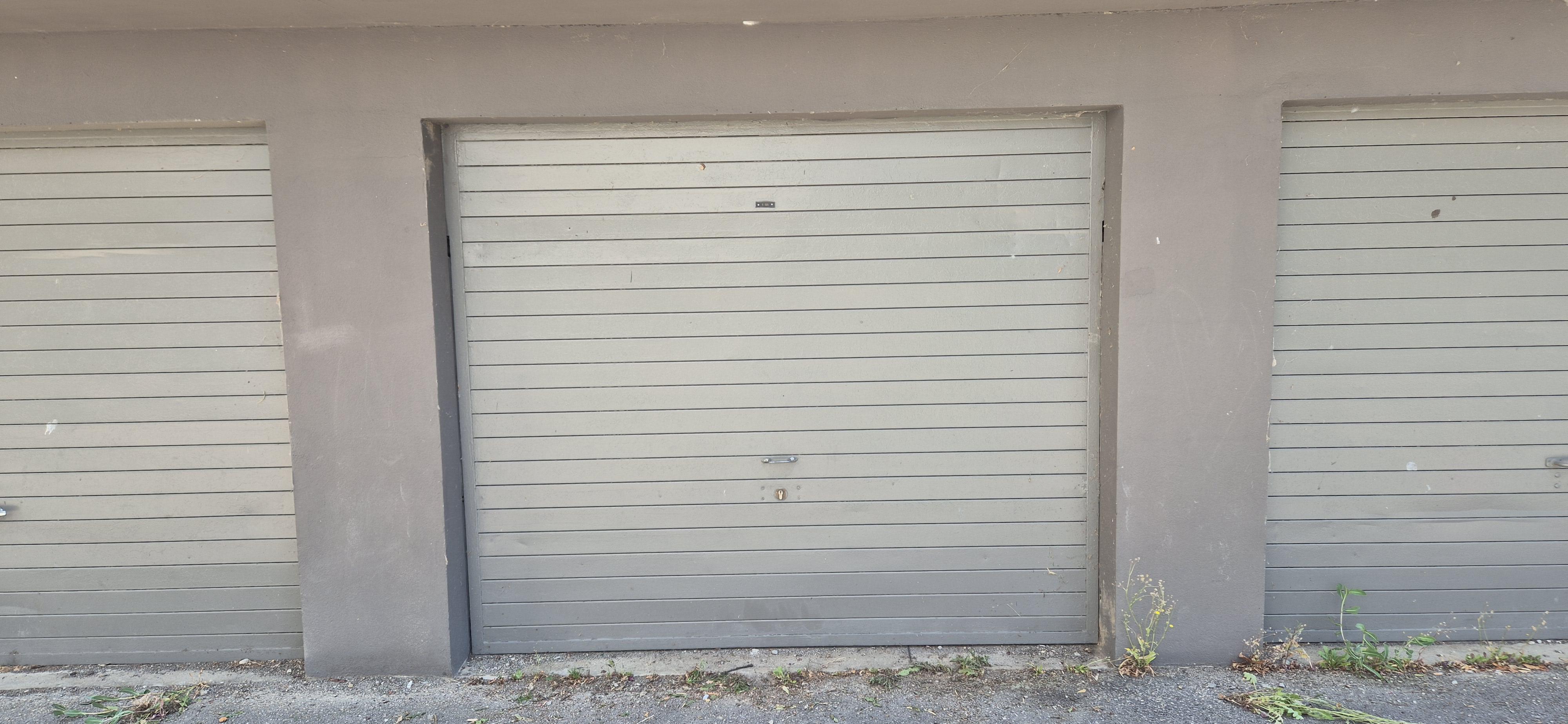 Garage/Box 15m² à Voiron