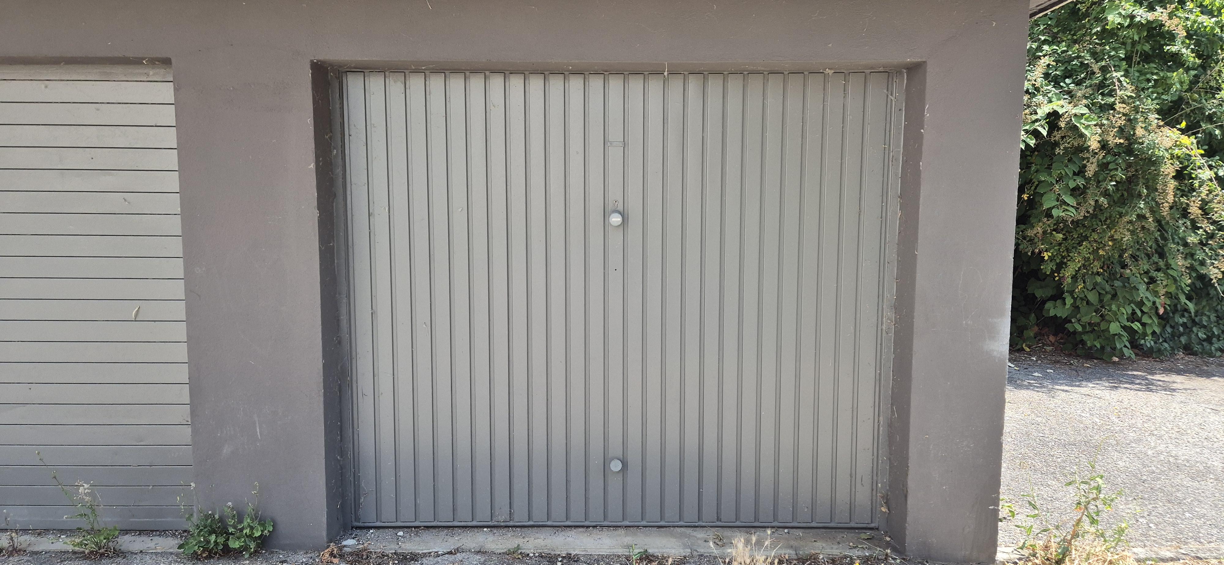 Garage/Box 15m² à Voiron