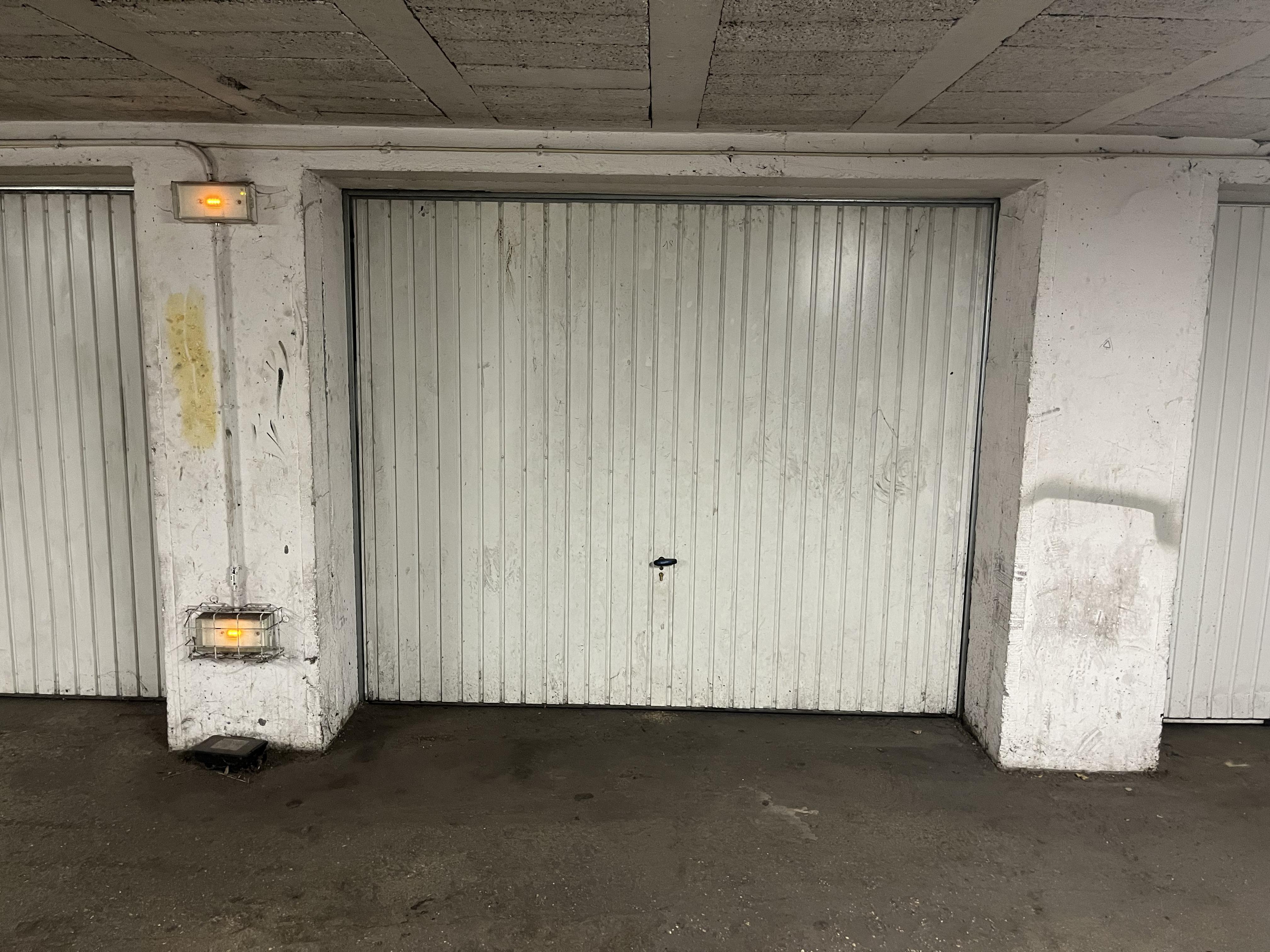 Garage/Box 15m² à Voiron